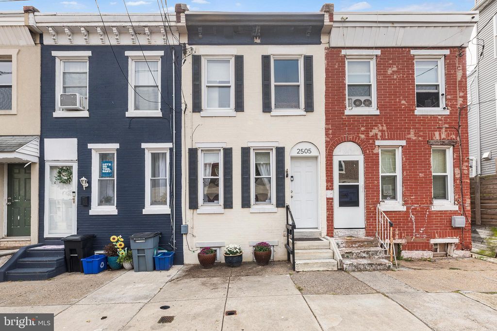 Photo of 2505 Sepviva Street, PHILADELPHIA, PA 19125 (MLS # PAPH2543456)