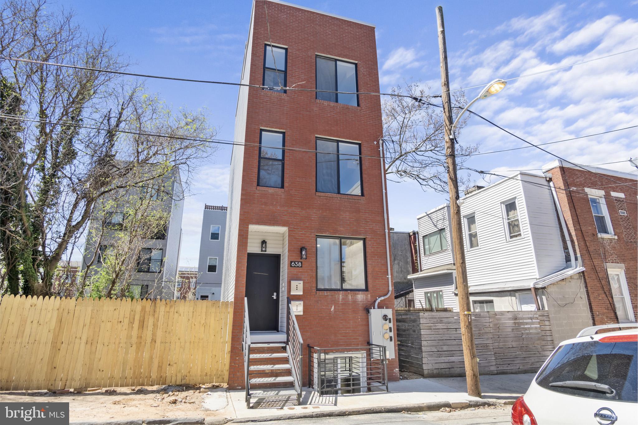 UNIVERSITY CITY - Residential Lease