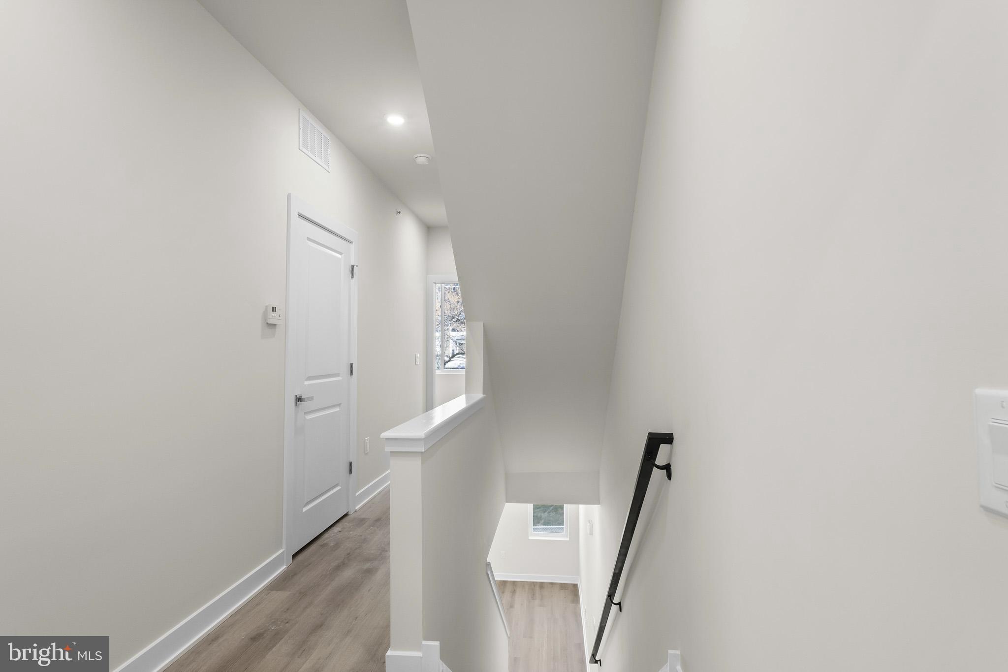 UNIVERSITY CITY - Residential Lease