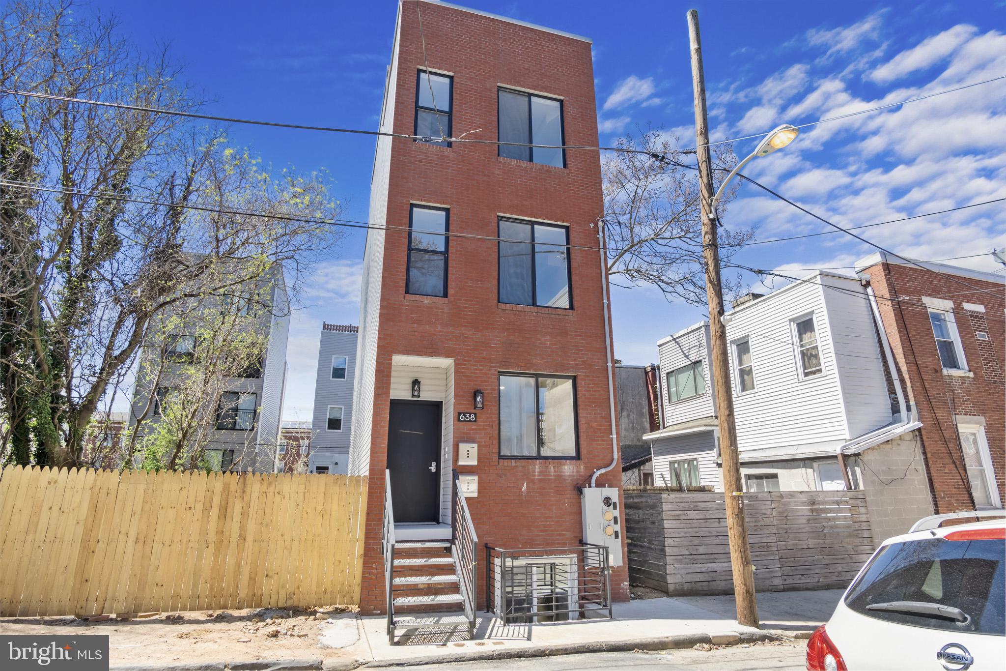 UNIVERSITY CITY - Residential Lease