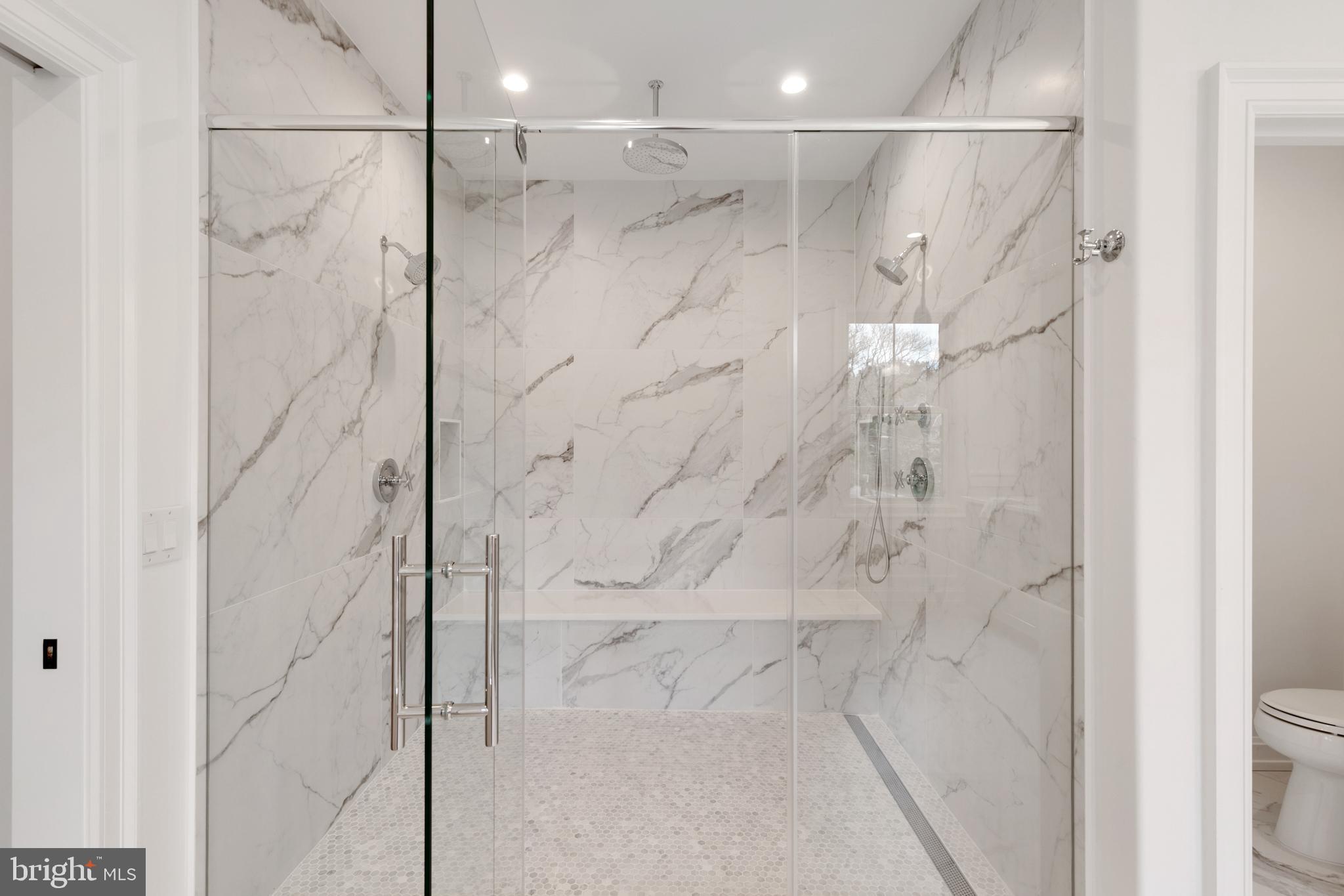 CHESTNUT HILL - Residential