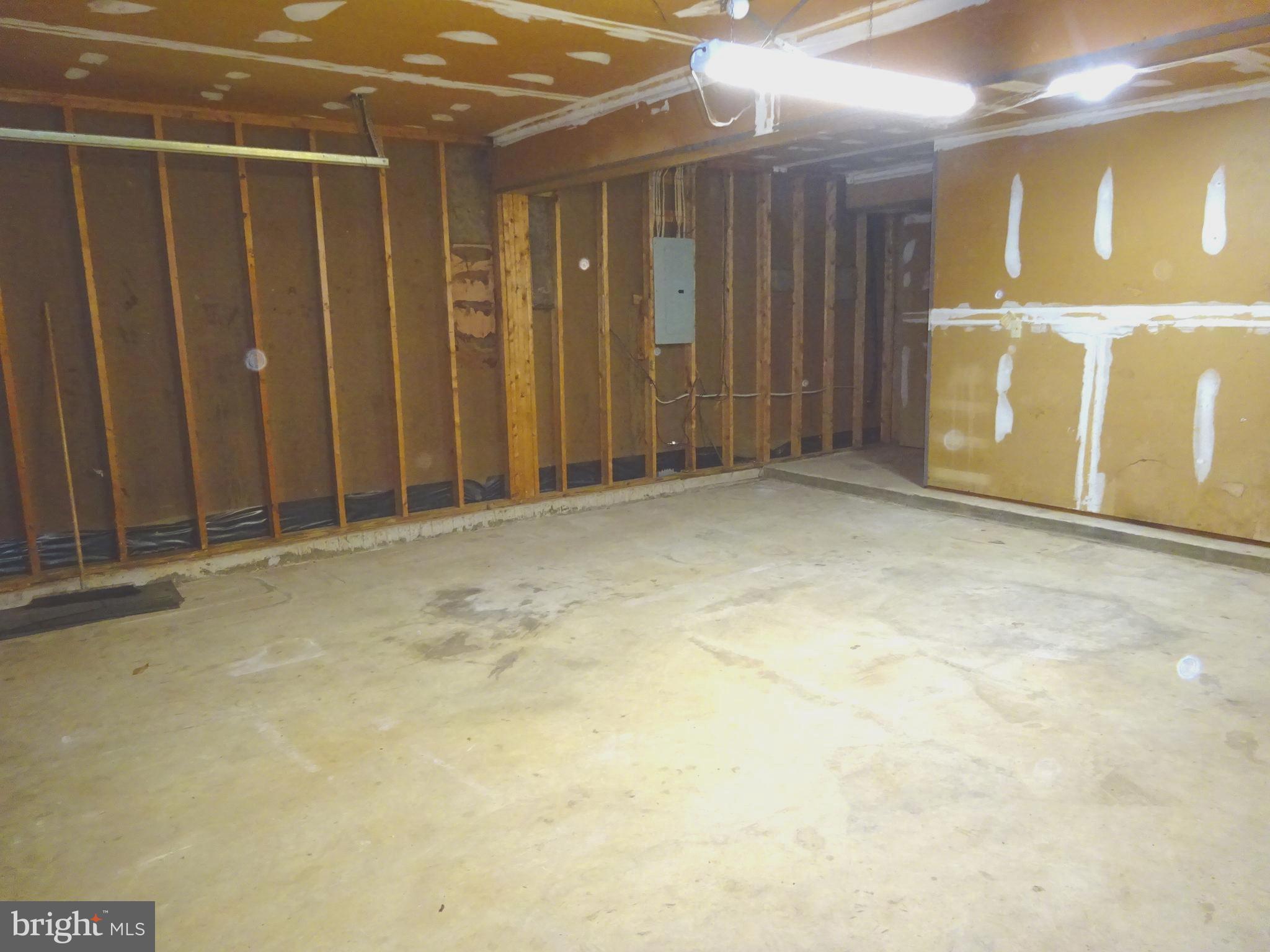 NEABSCO HILLS - Residential