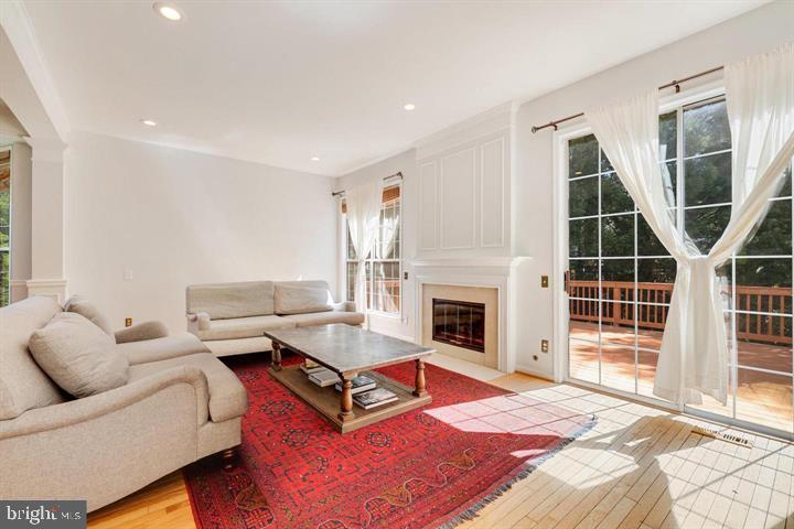 47725 SANDBANK SQUARE