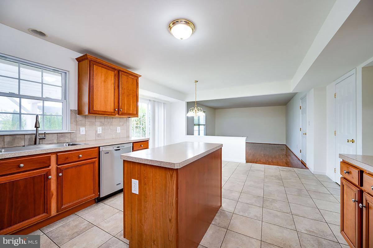 ROSECLIFF POINT - Residential