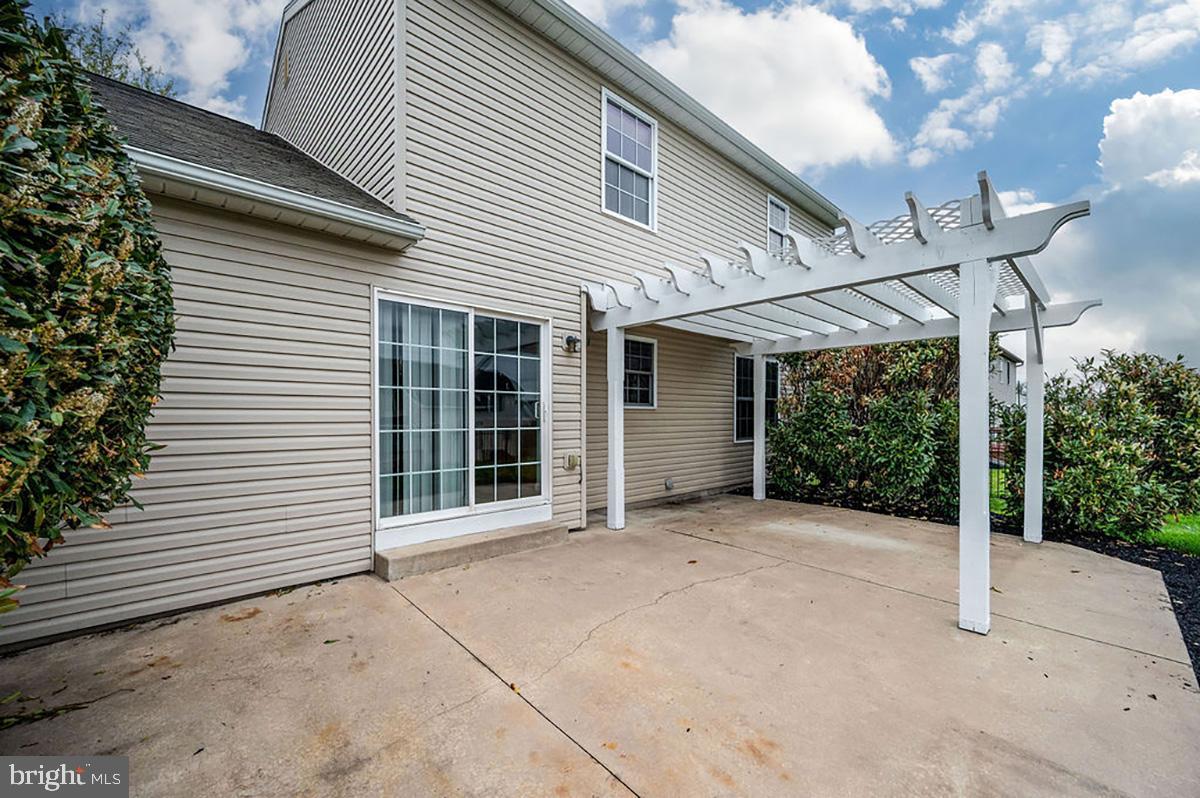 ROSECLIFF POINT - Residential