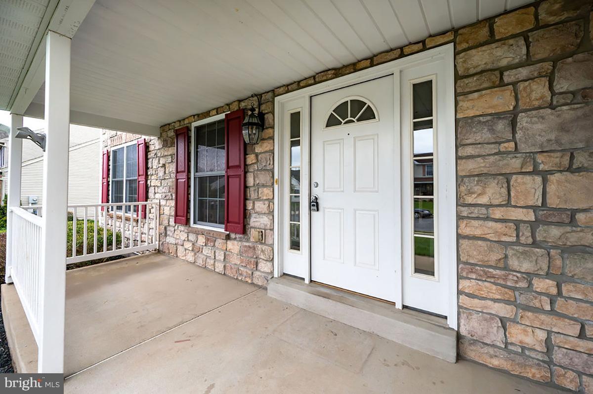 ROSECLIFF POINT - Residential