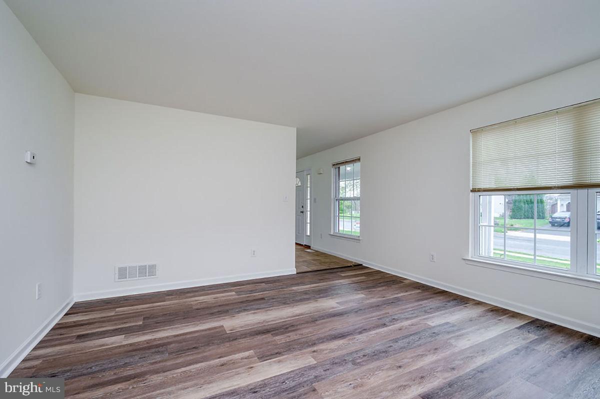 ROSECLIFF POINT - Residential