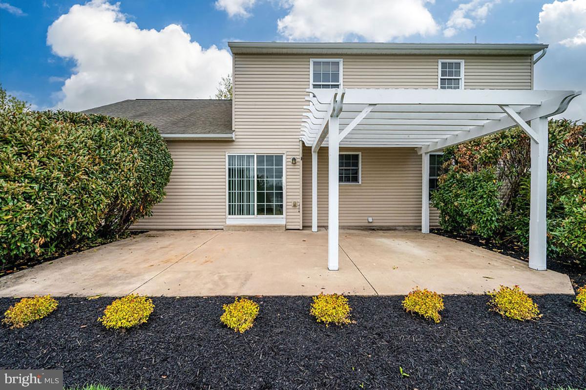 ROSECLIFF POINT - Residential