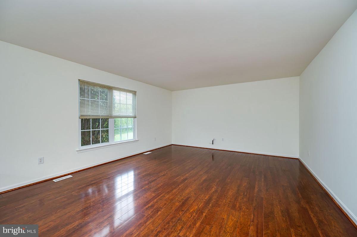 ROSECLIFF POINT - Residential