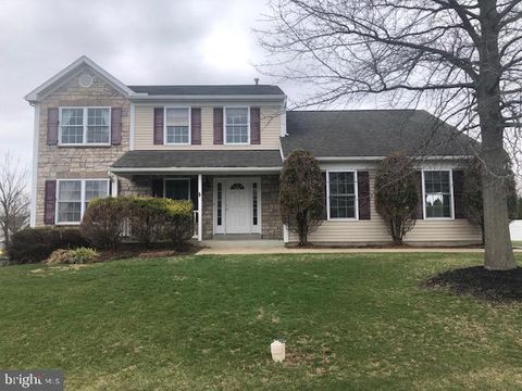 Photo of 4985 Thornbury Circle, DOUGLASSVILLE, PA 19518 (MLS # PABK2070730)