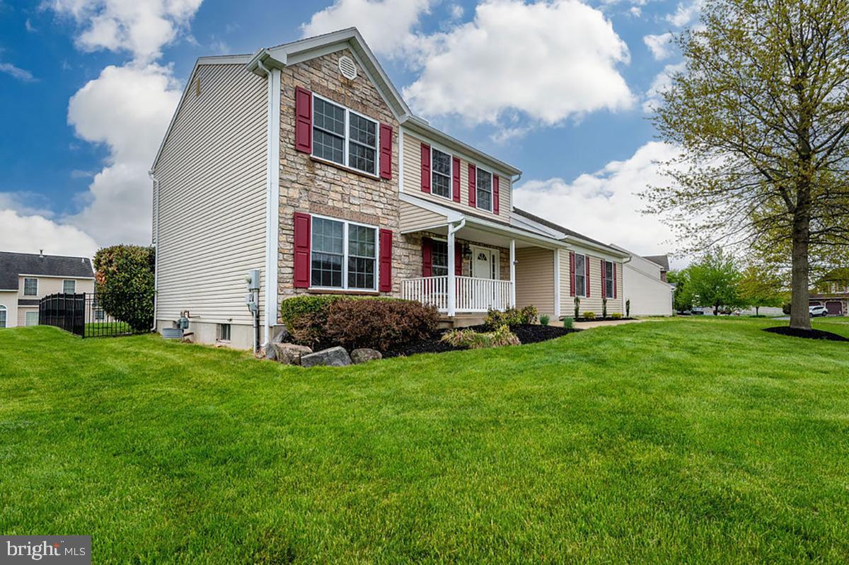 ROSECLIFF POINT - Residential