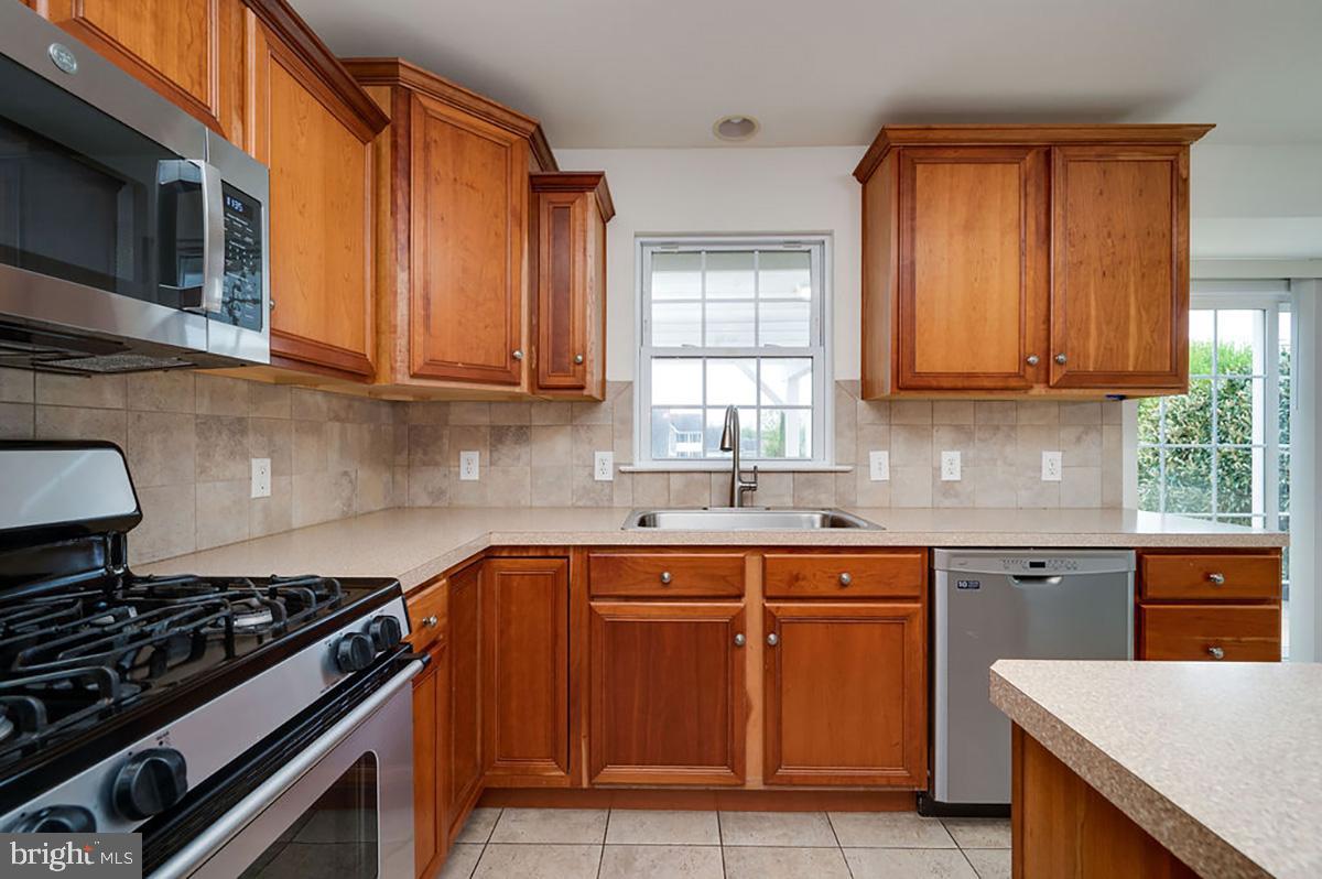 ROSECLIFF POINT - Residential