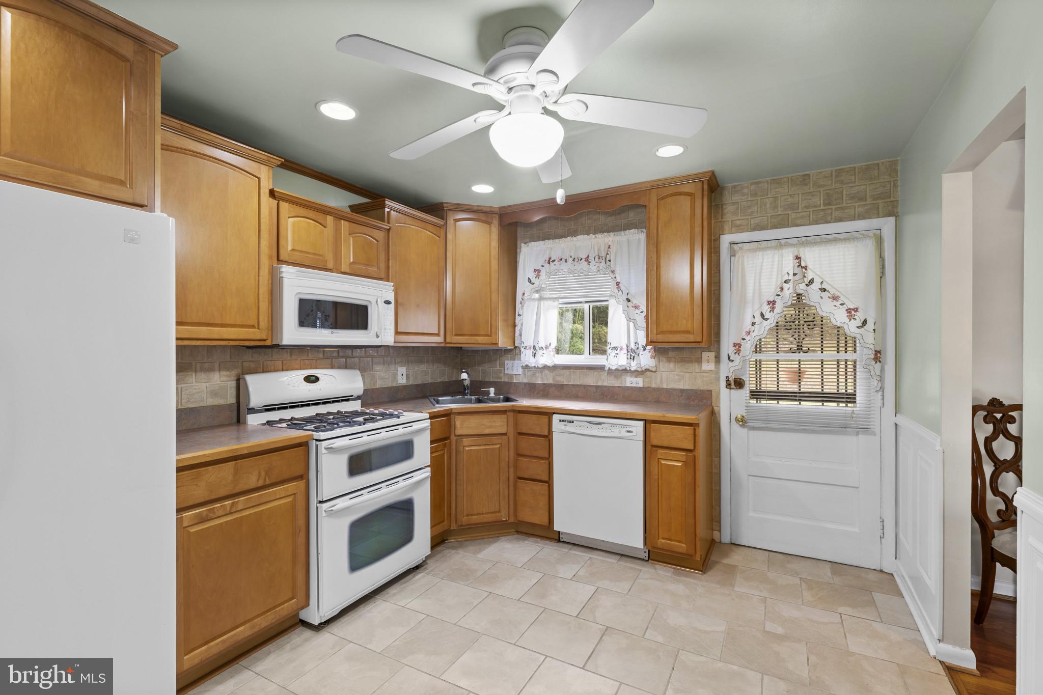 STONEYBROOK - Residential