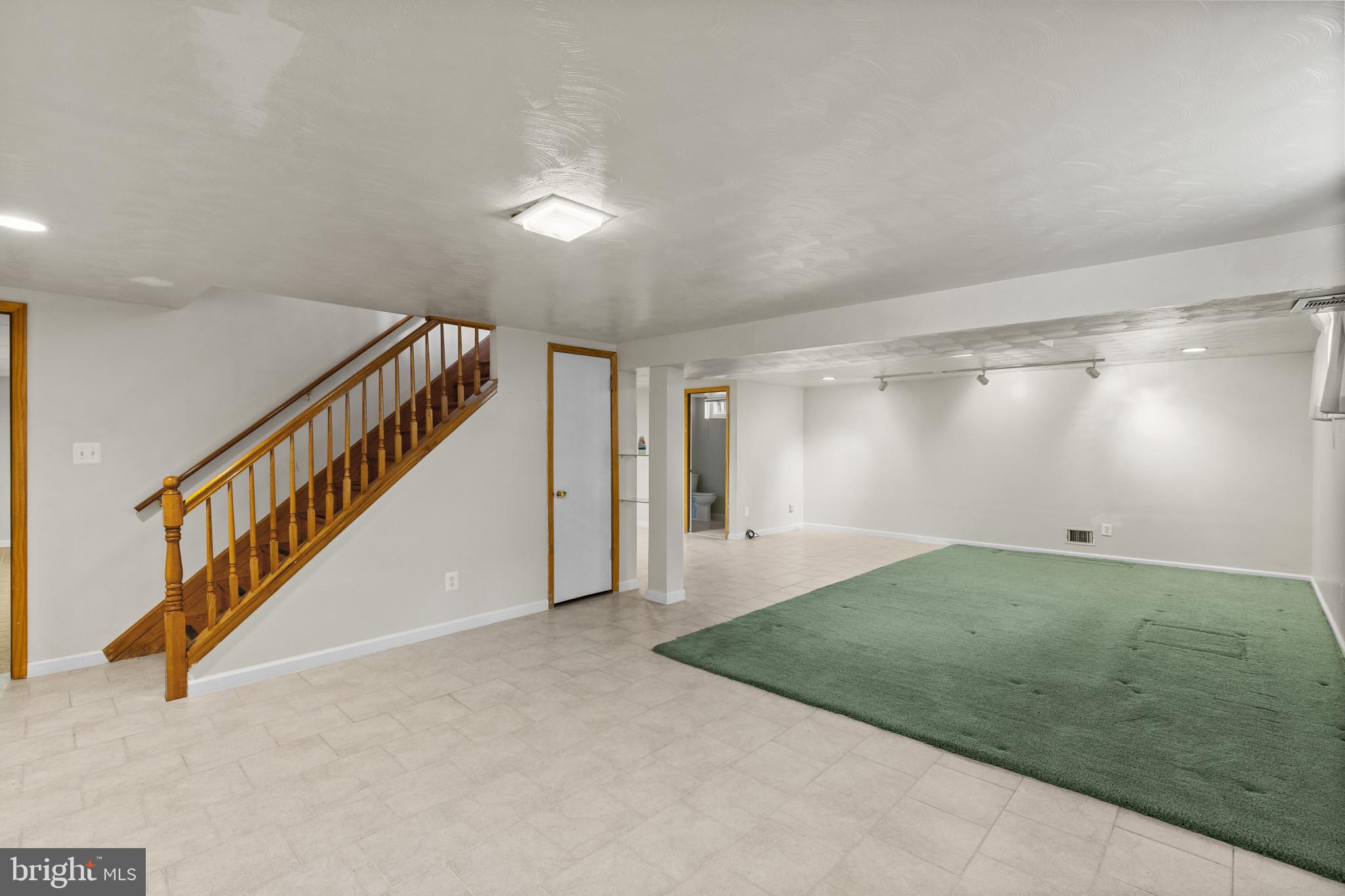 STONEYBROOK - Residential