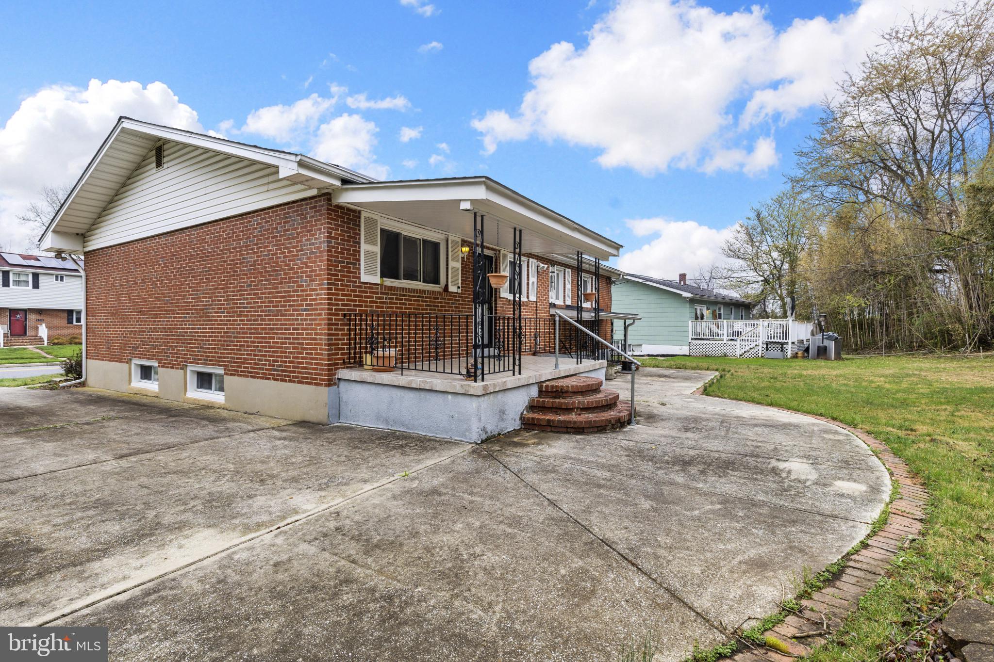 STONEYBROOK - Residential