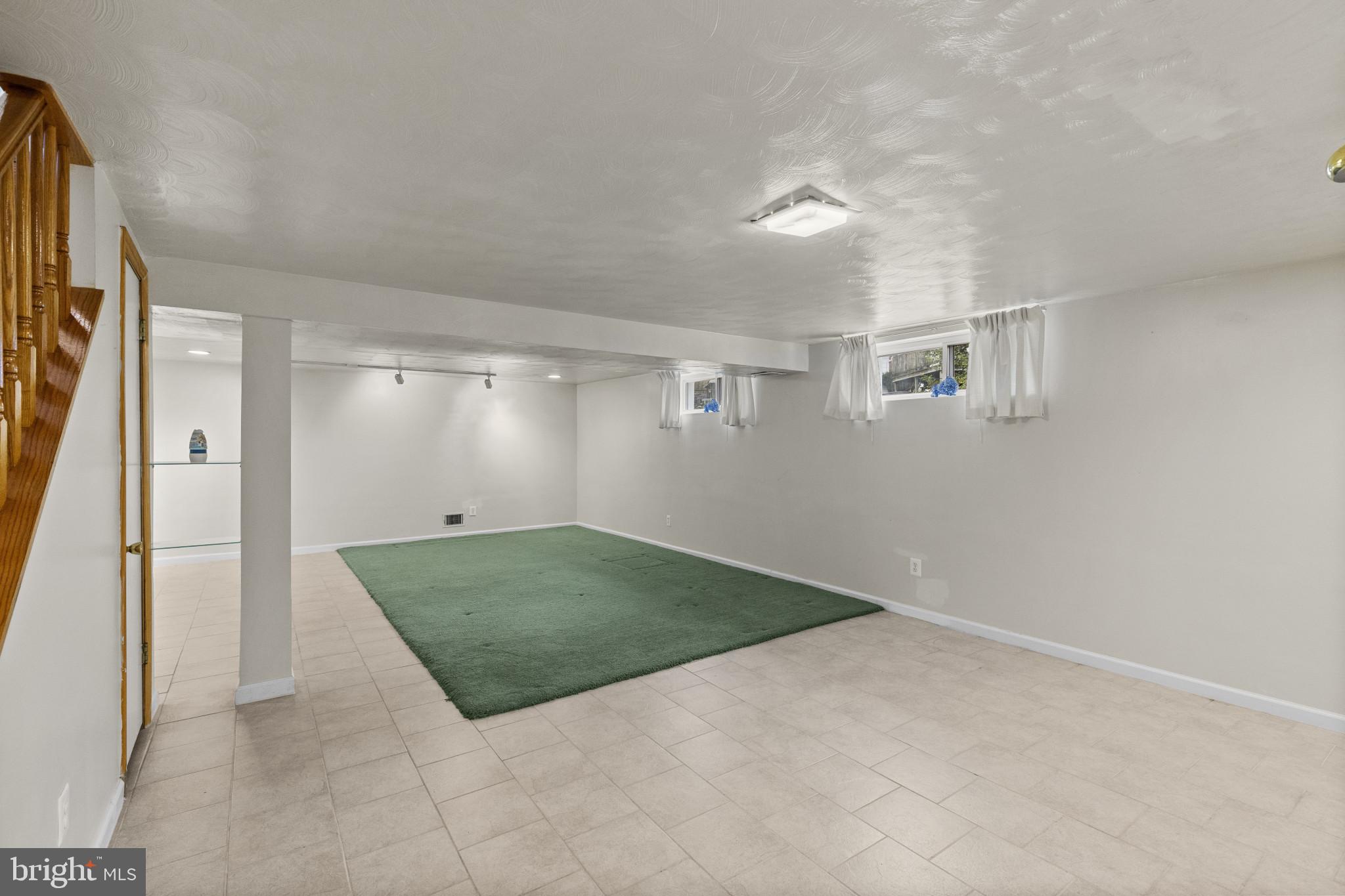 STONEYBROOK - Residential