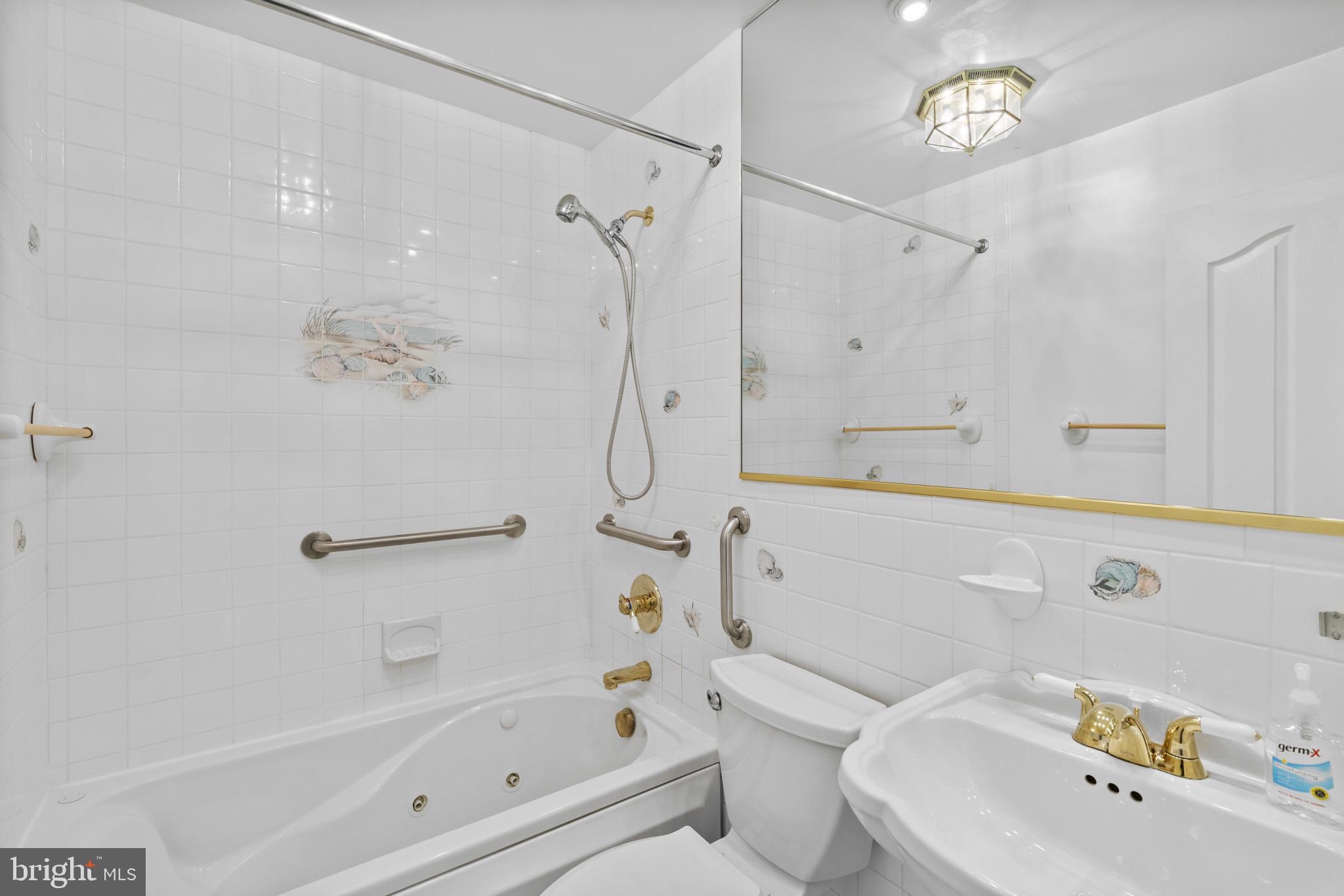 STONEYBROOK - Residential