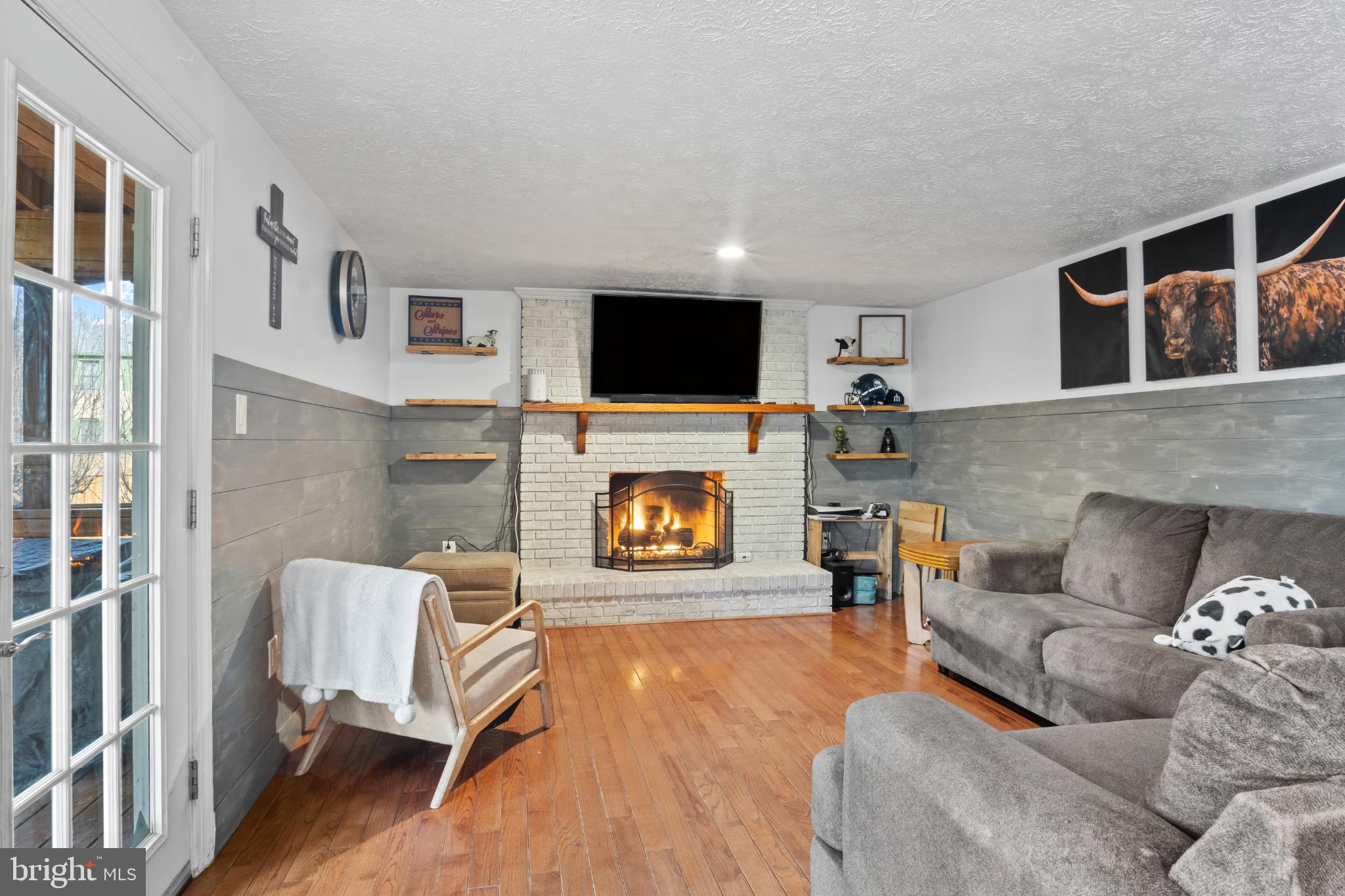 MONTCLAIR - Residential