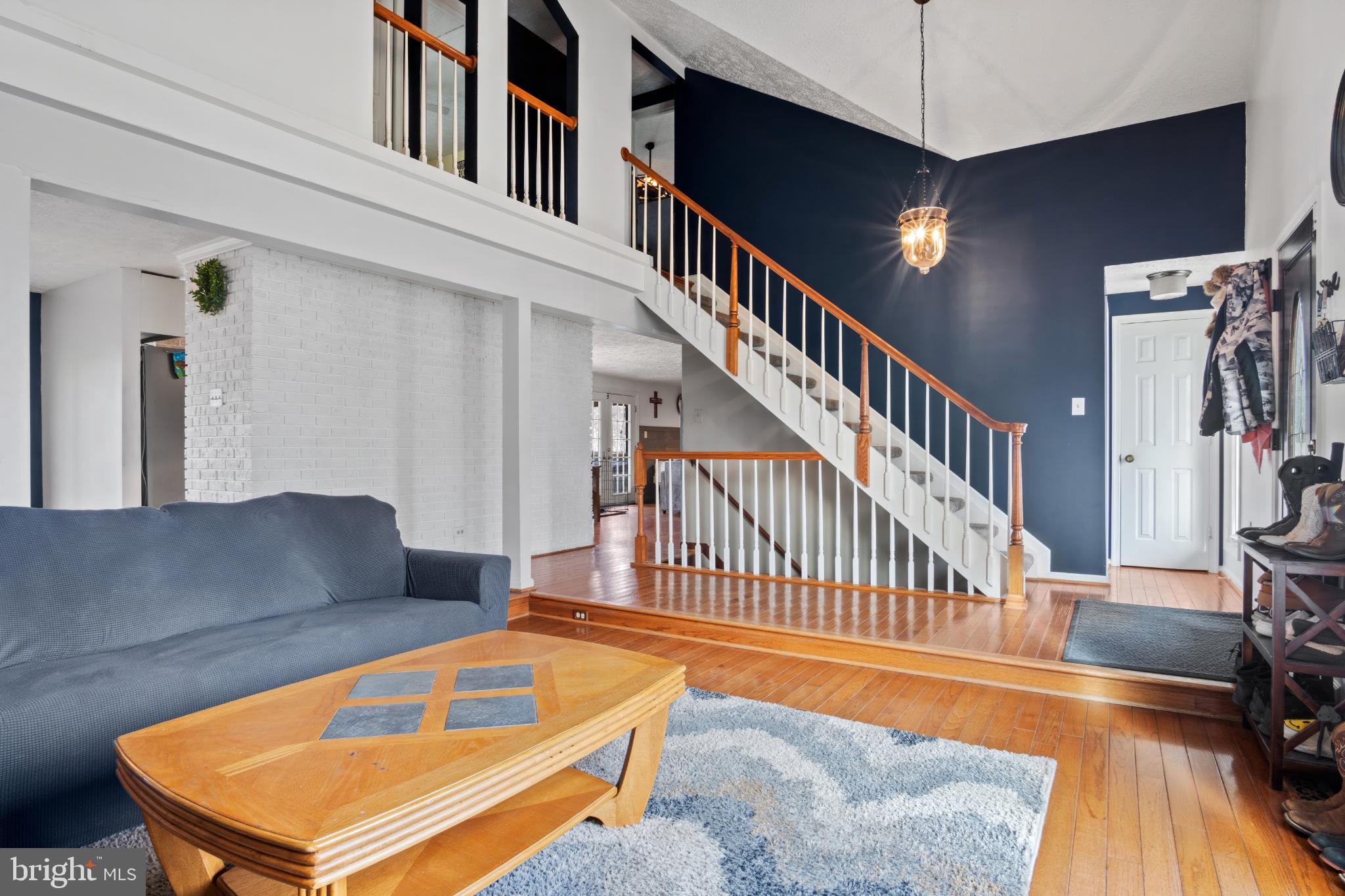 MONTCLAIR - Residential