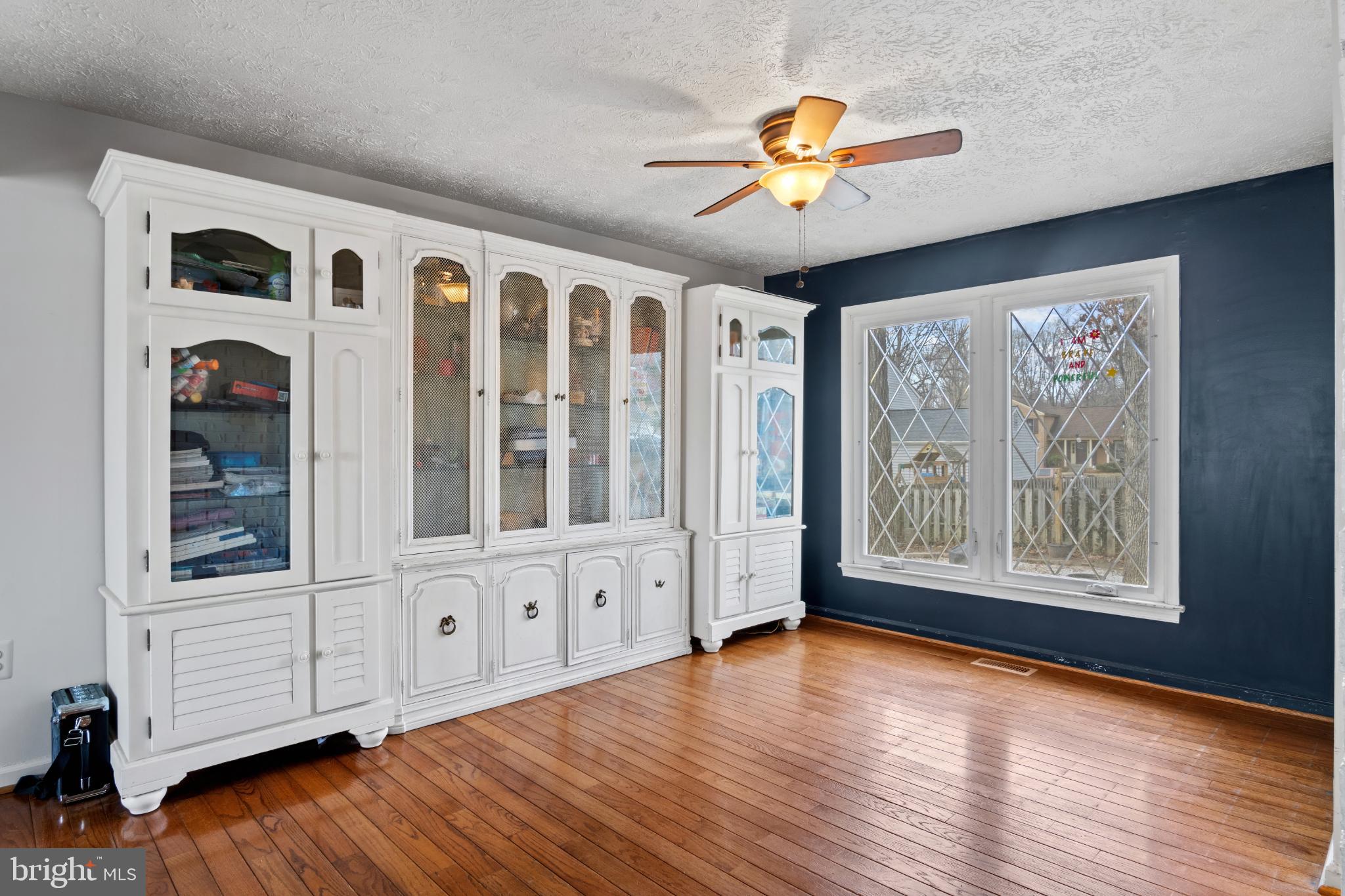 MONTCLAIR - Residential