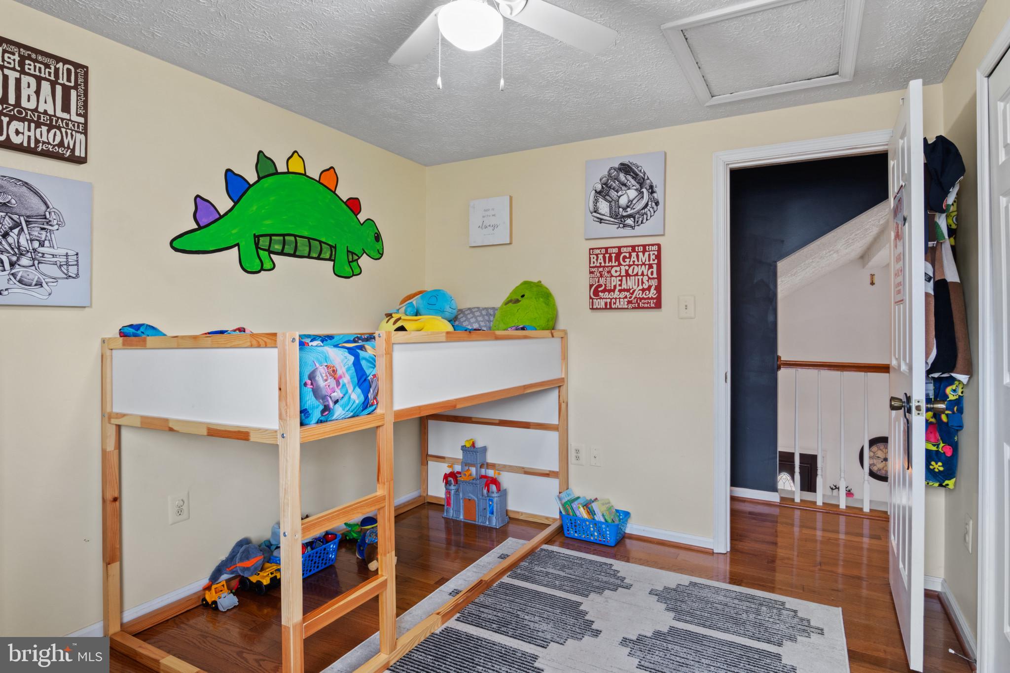 MONTCLAIR - Residential