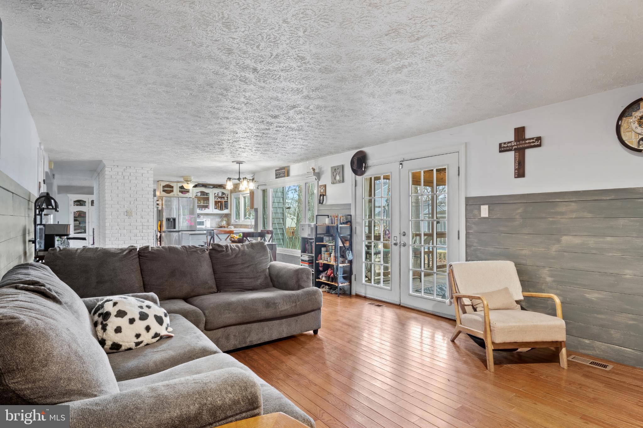 MONTCLAIR - Residential