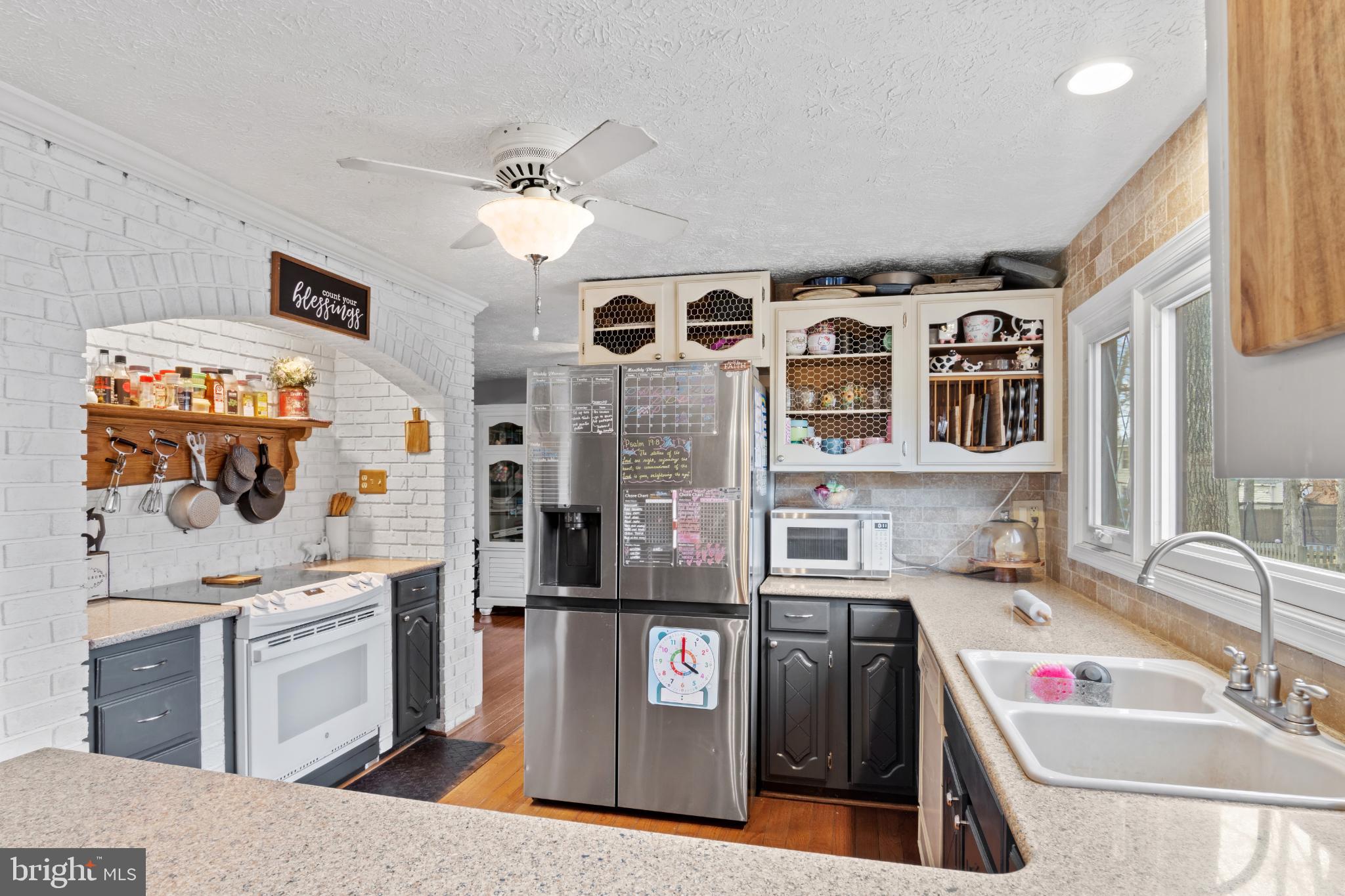 MONTCLAIR - Residential