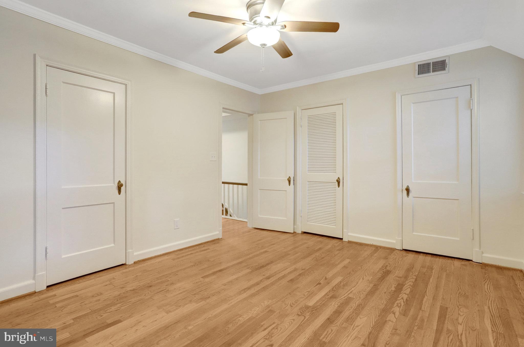 ARLINGTON VILLAGE - Residential Lease