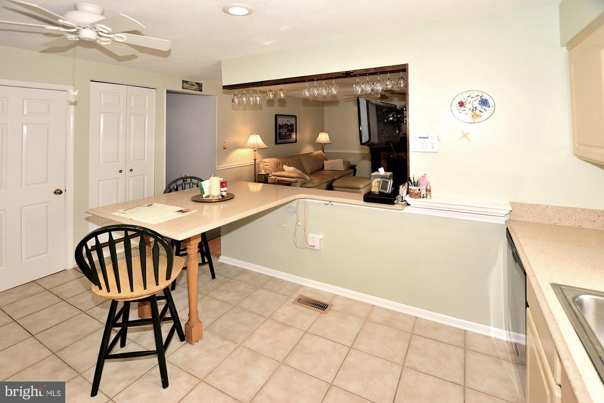 MONTCLAIR/COUNTRY CLUB - Residential