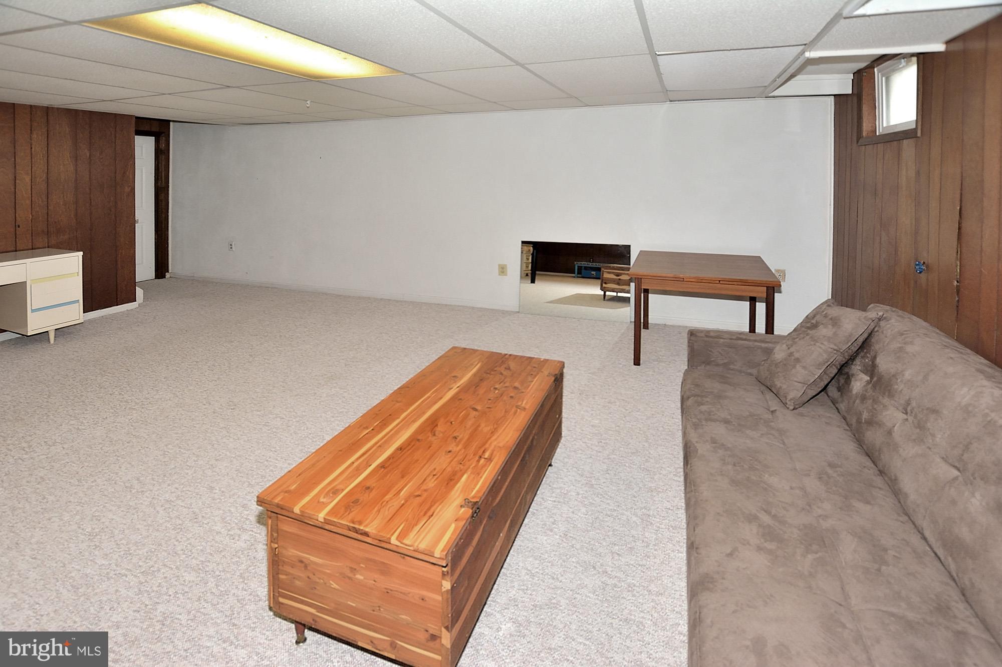 MONTCLAIR/COUNTRY CLUB - Residential