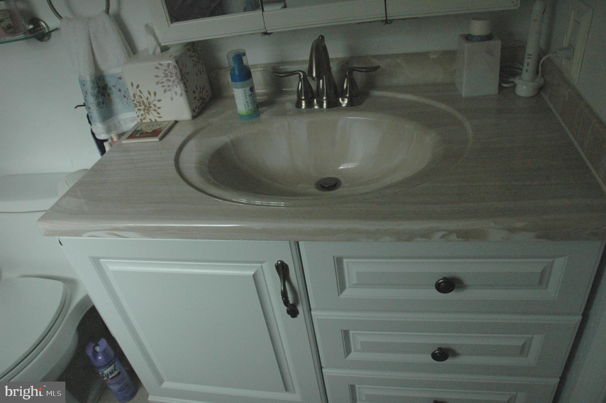 MONTCLAIR/COUNTRY CLUB - Residential