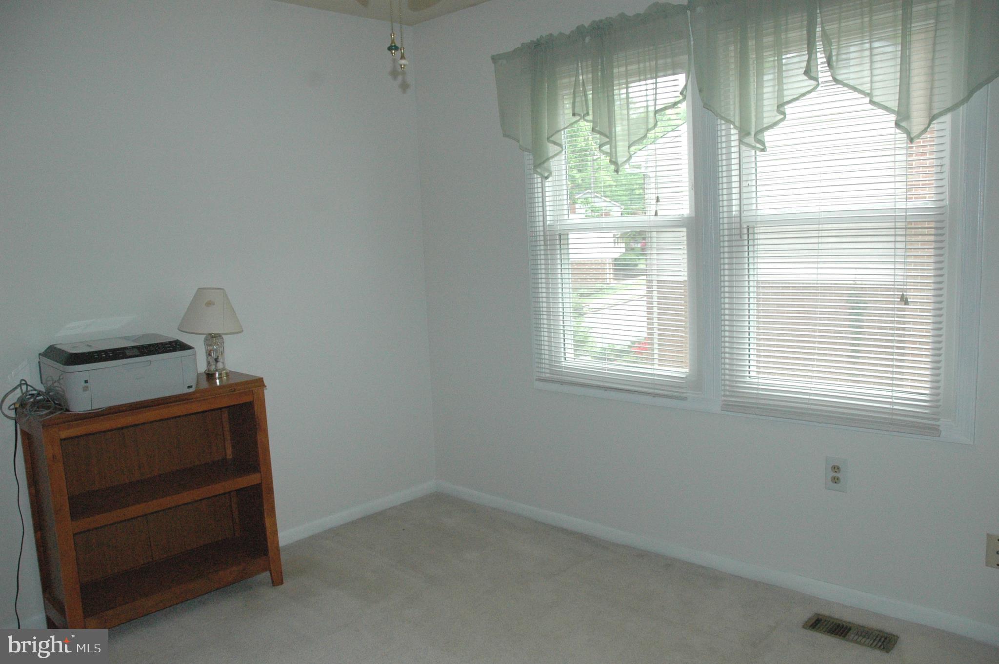 MONTCLAIR/COUNTRY CLUB - Residential