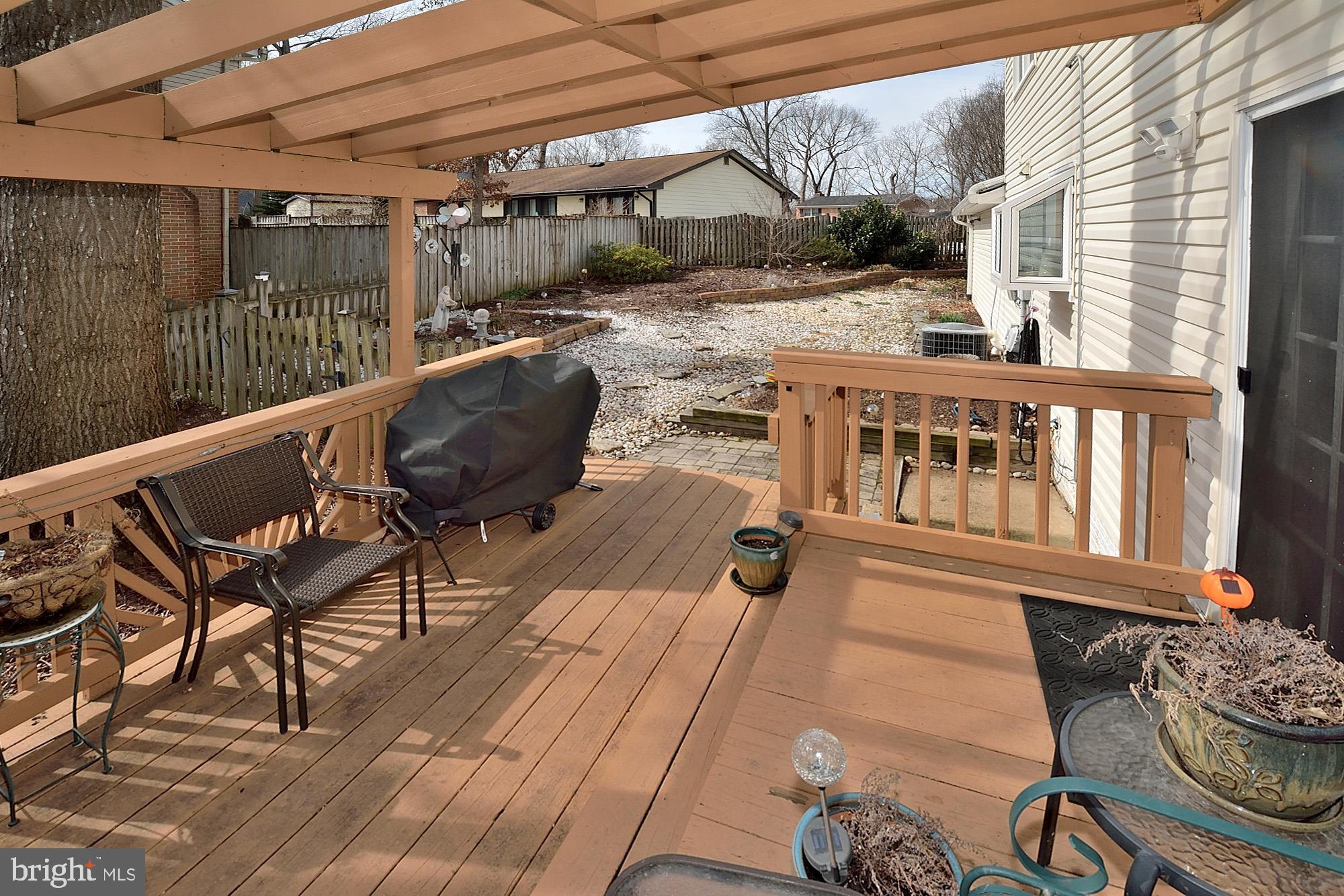 MONTCLAIR/COUNTRY CLUB - Residential