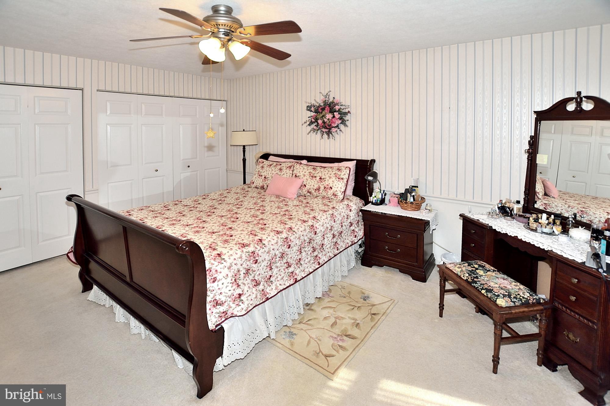 MONTCLAIR/COUNTRY CLUB - Residential