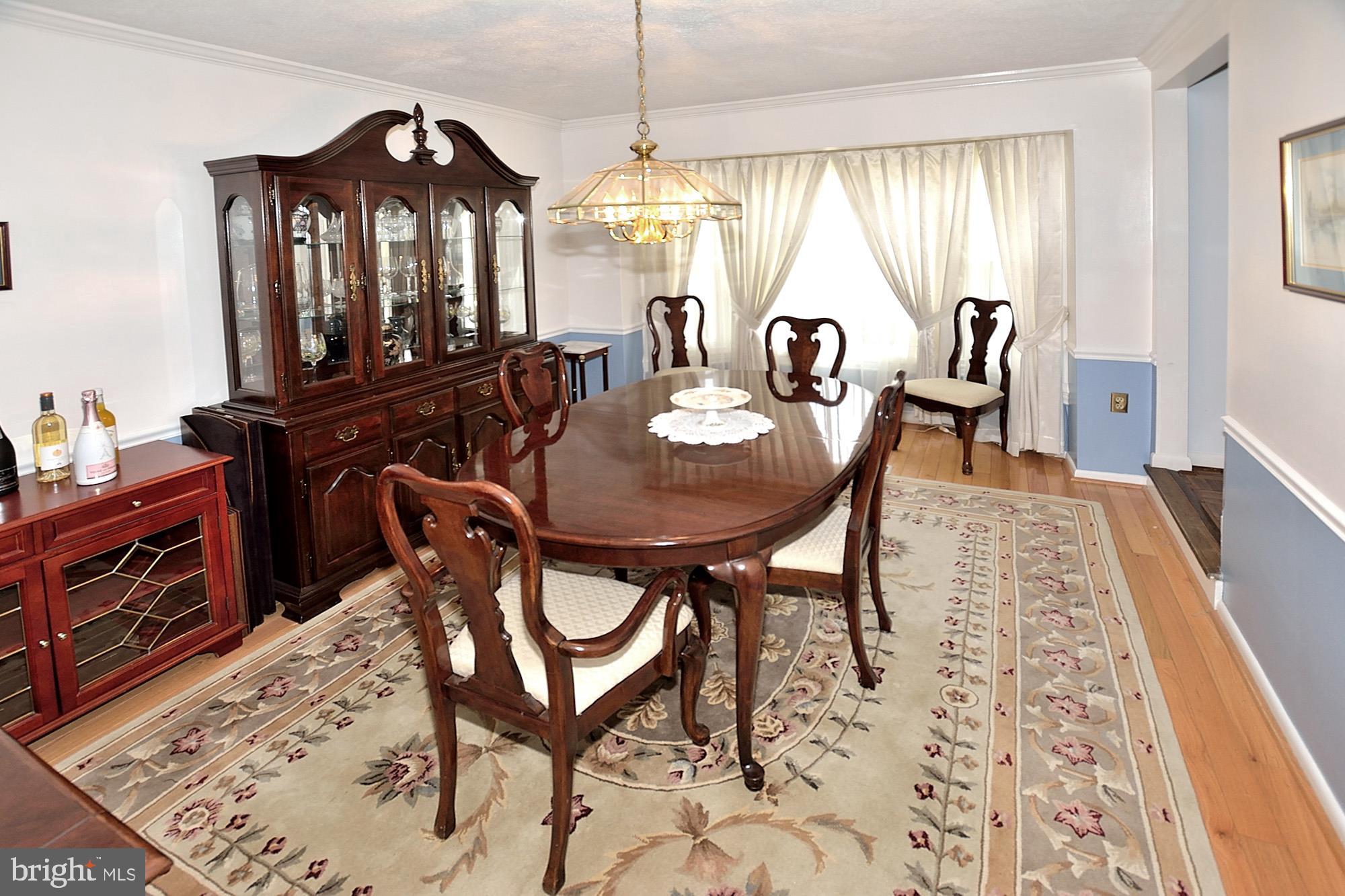 MONTCLAIR/COUNTRY CLUB - Residential