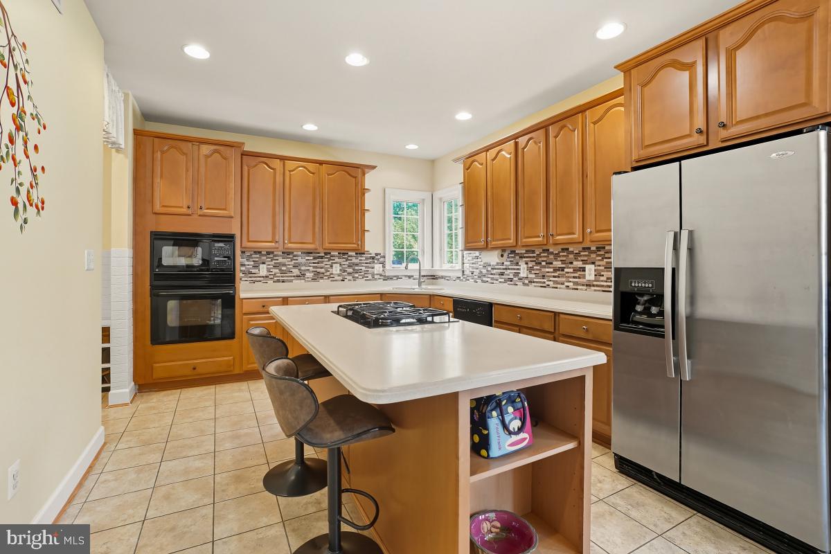 VICTORY LAKES - Residential