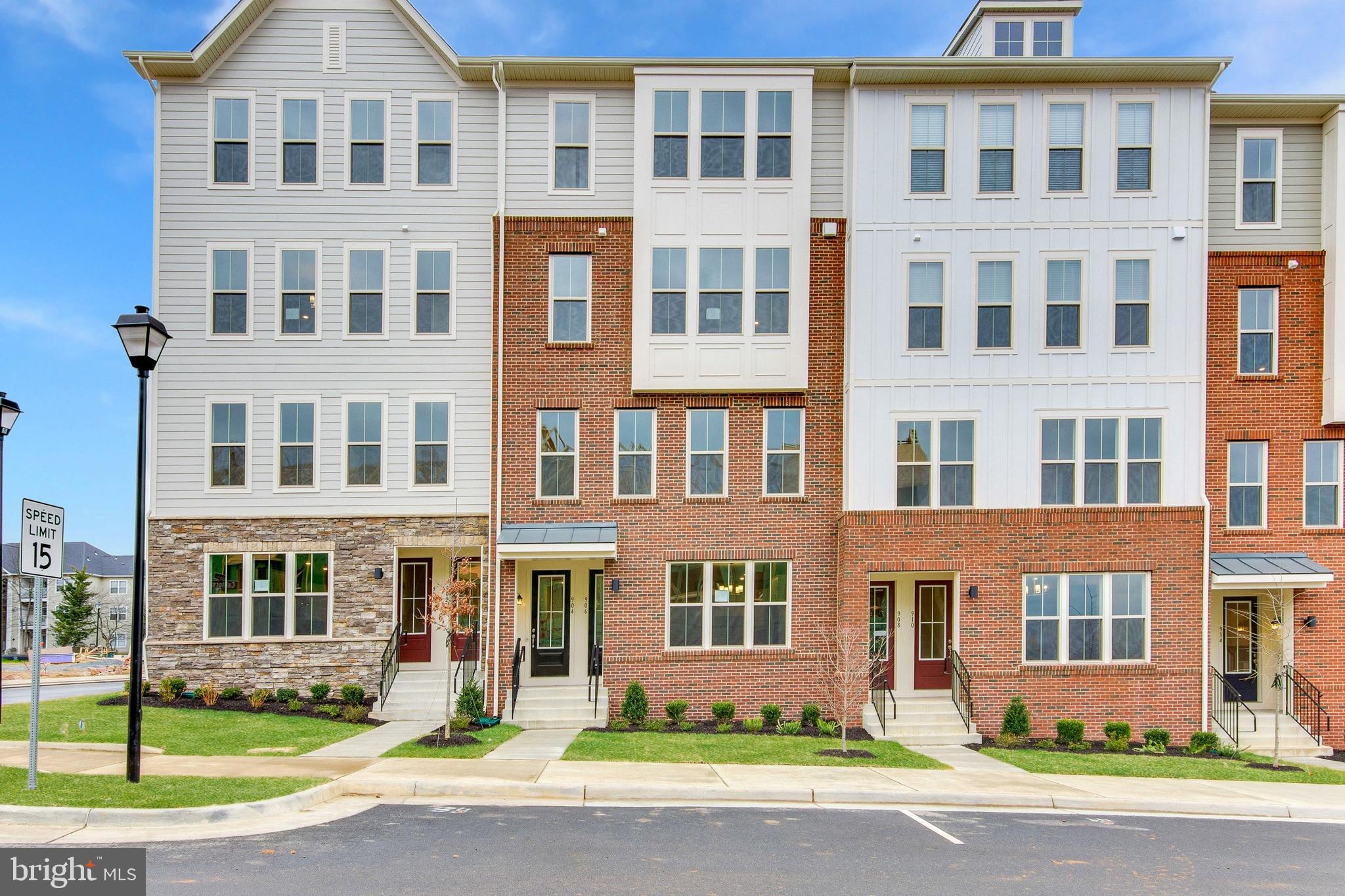 POTOMAC STATION - Residential