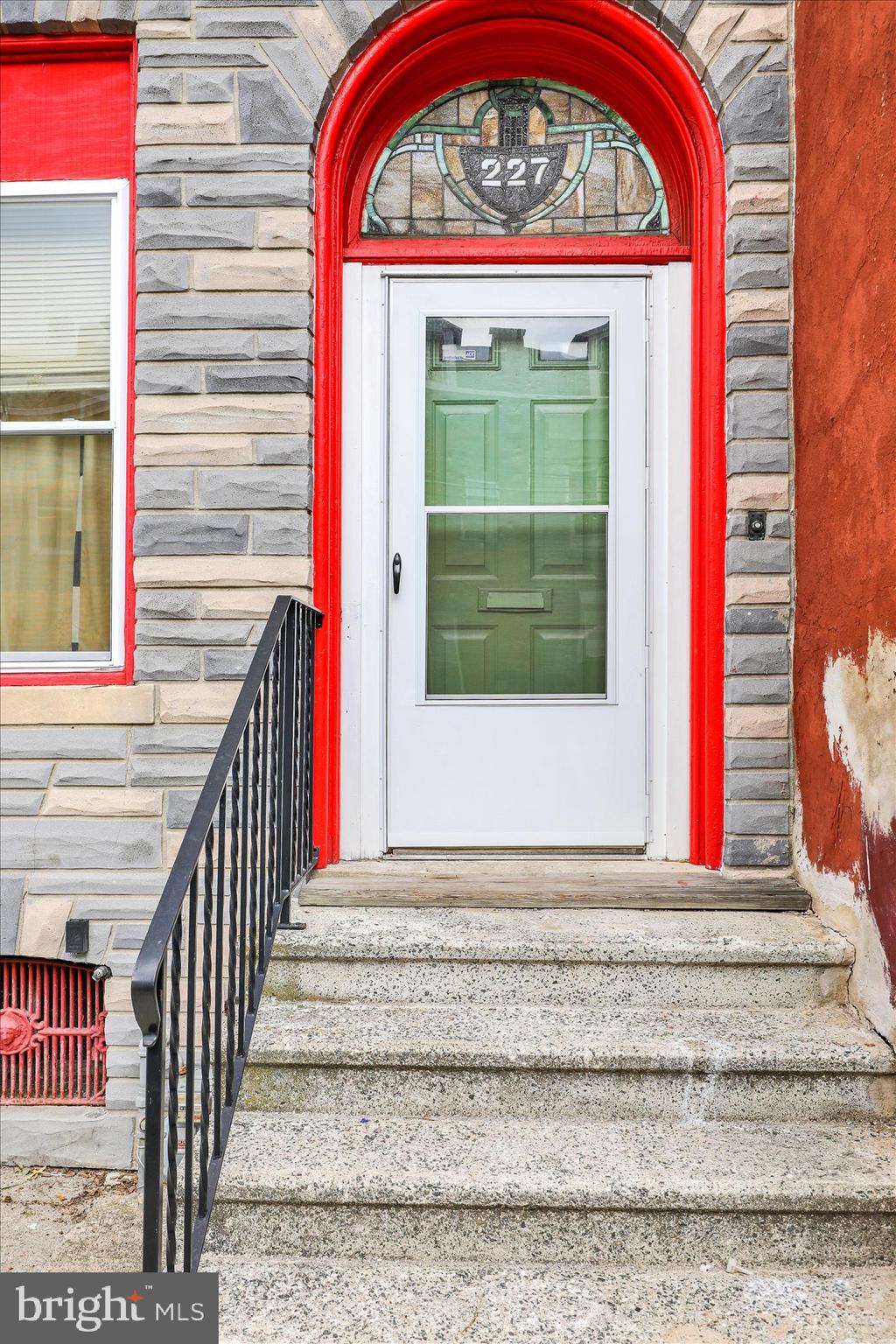 227 N 10TH STREET