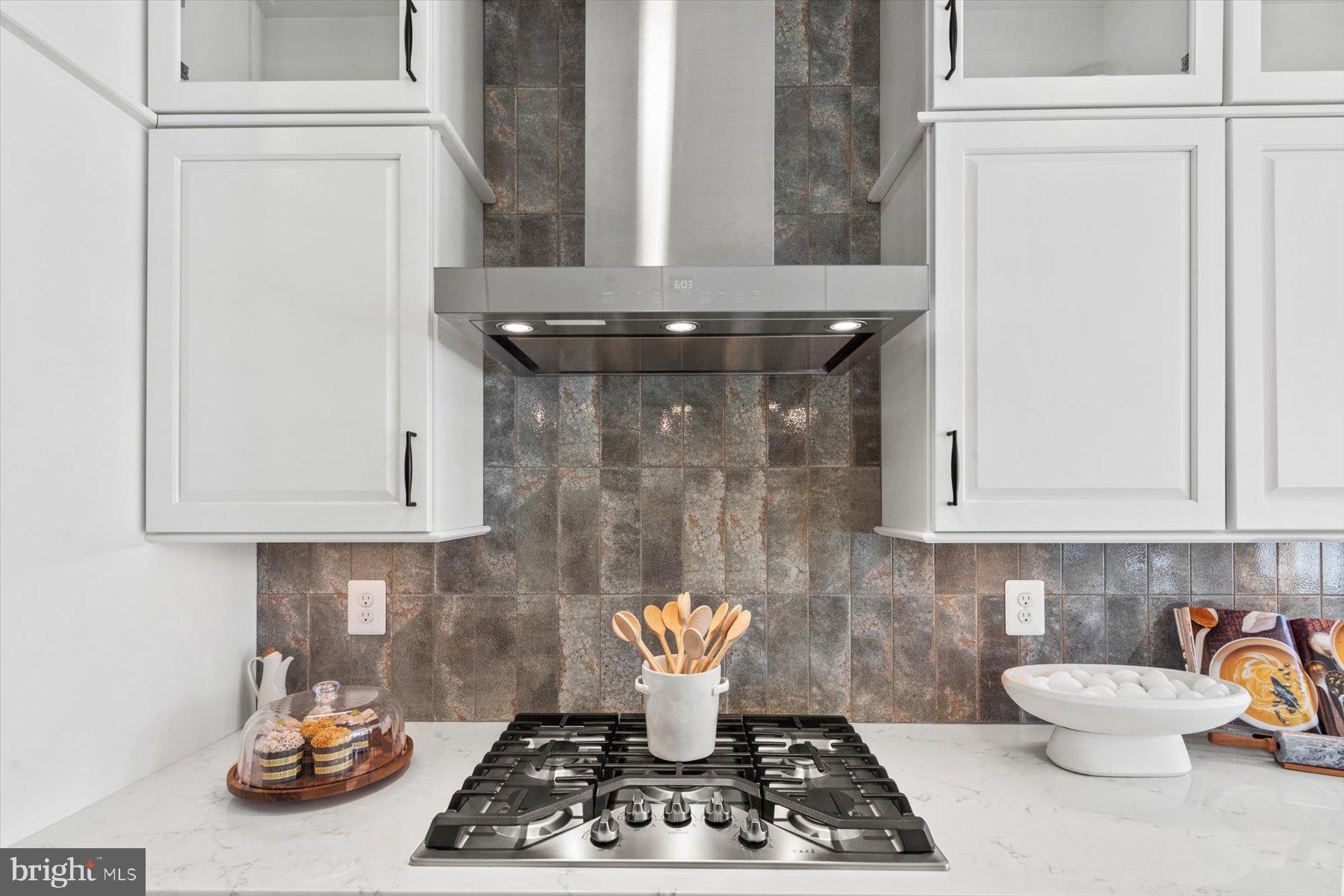 CYPRESS CREEK ESTATES - Residential