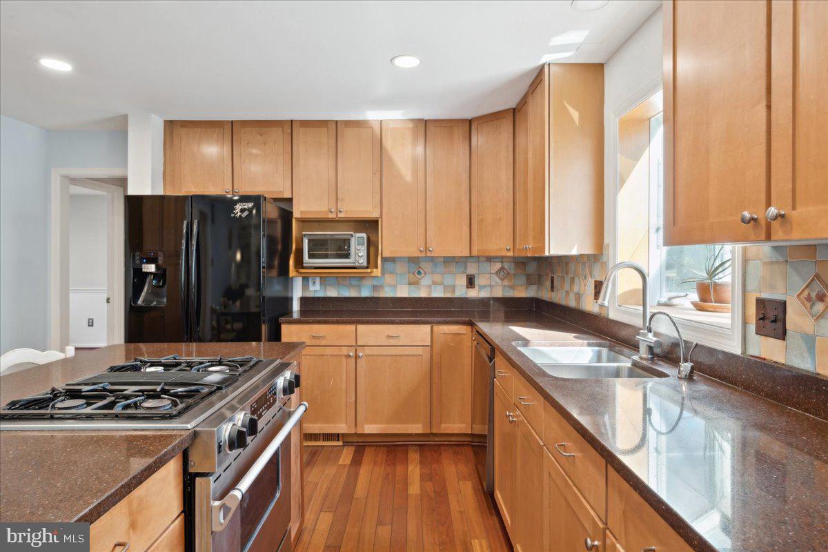 HASTINGS HUNT - Residential