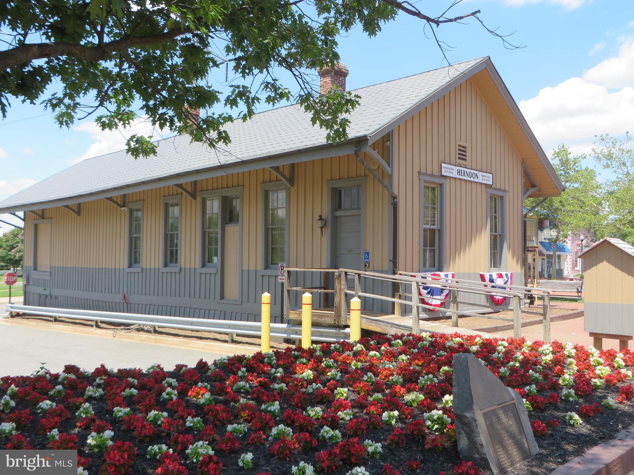 HASTINGS HUNT - Residential