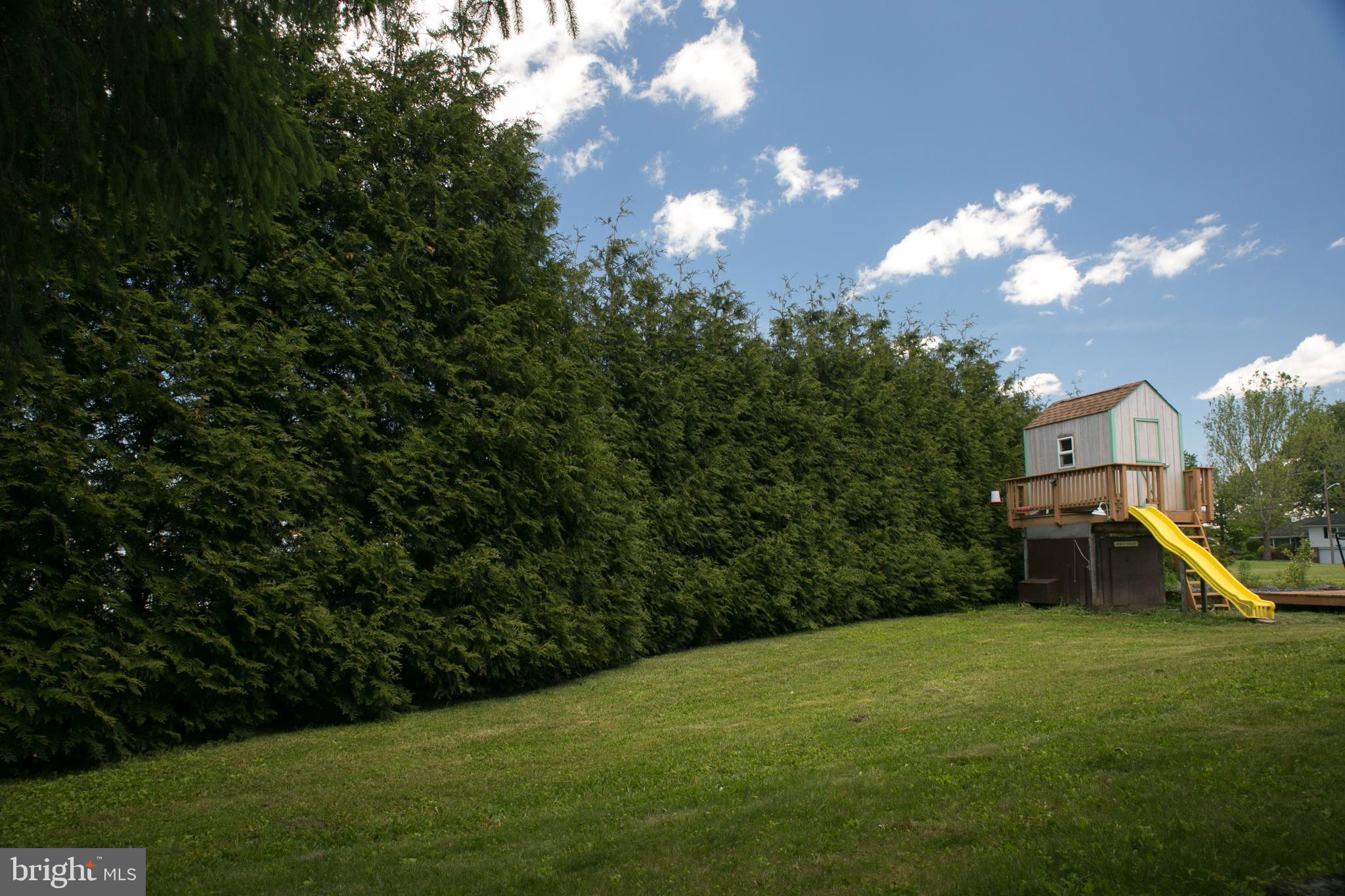 112 W UNION STREET