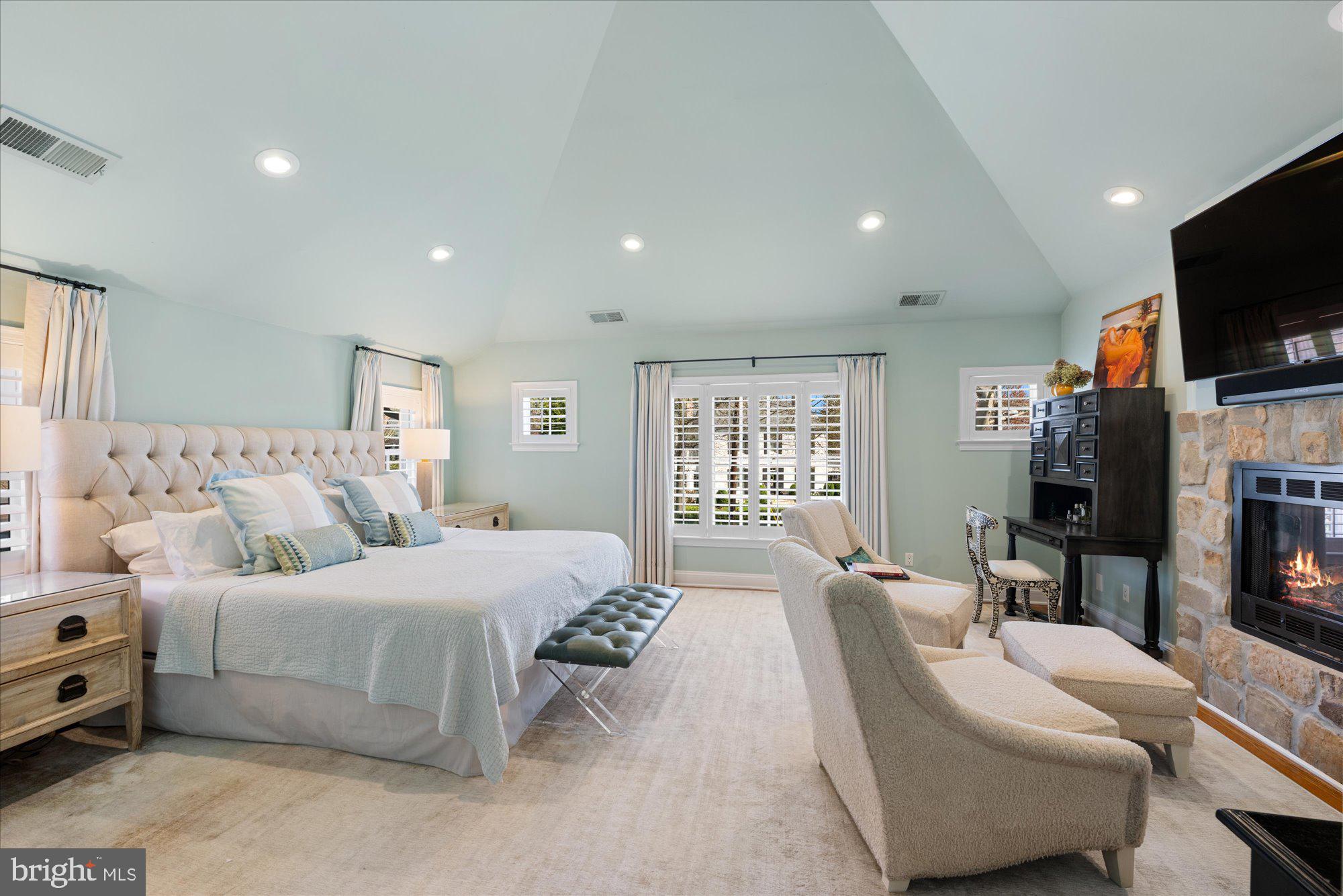 CHEVY CHASE - Residential