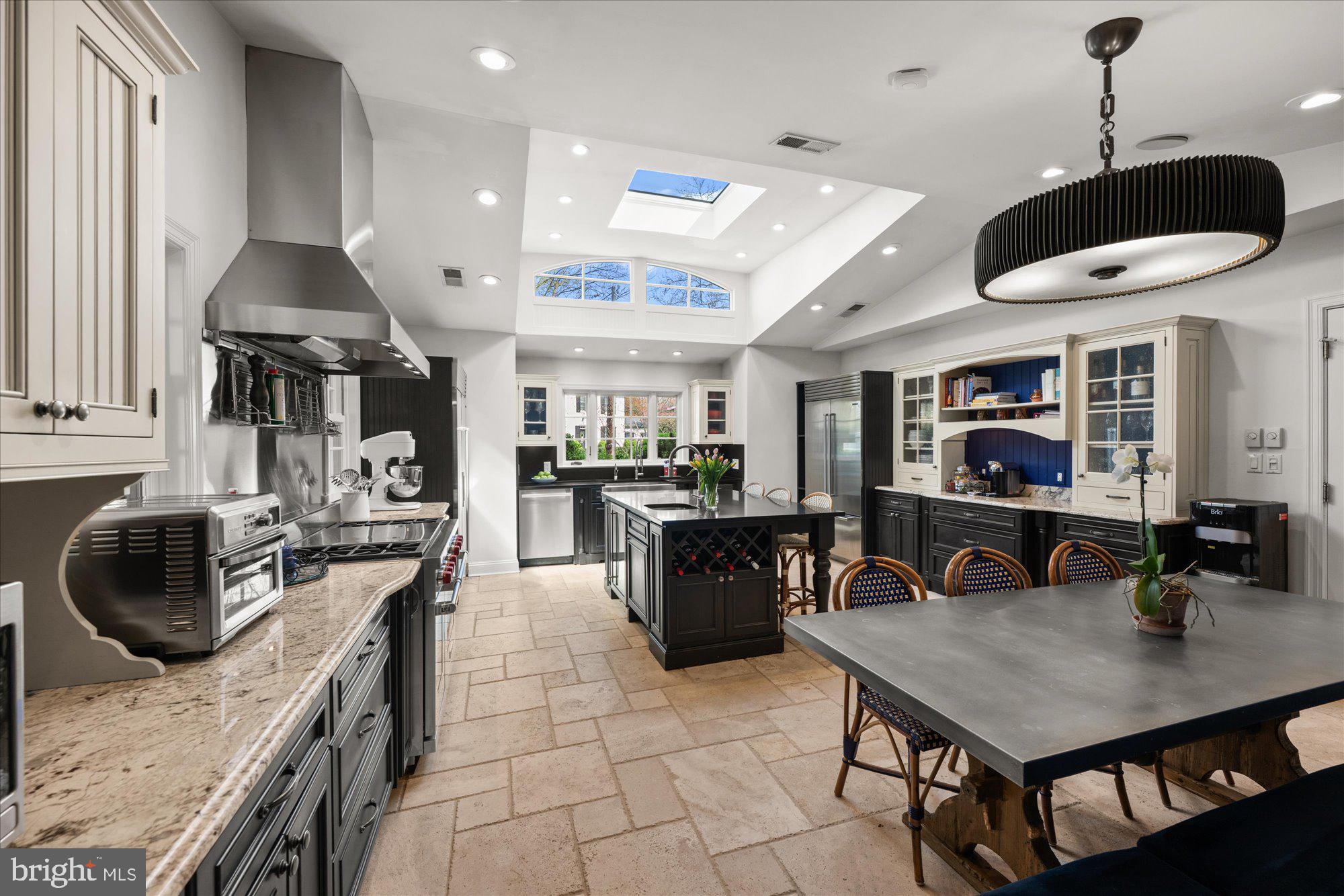 CHEVY CHASE - Residential