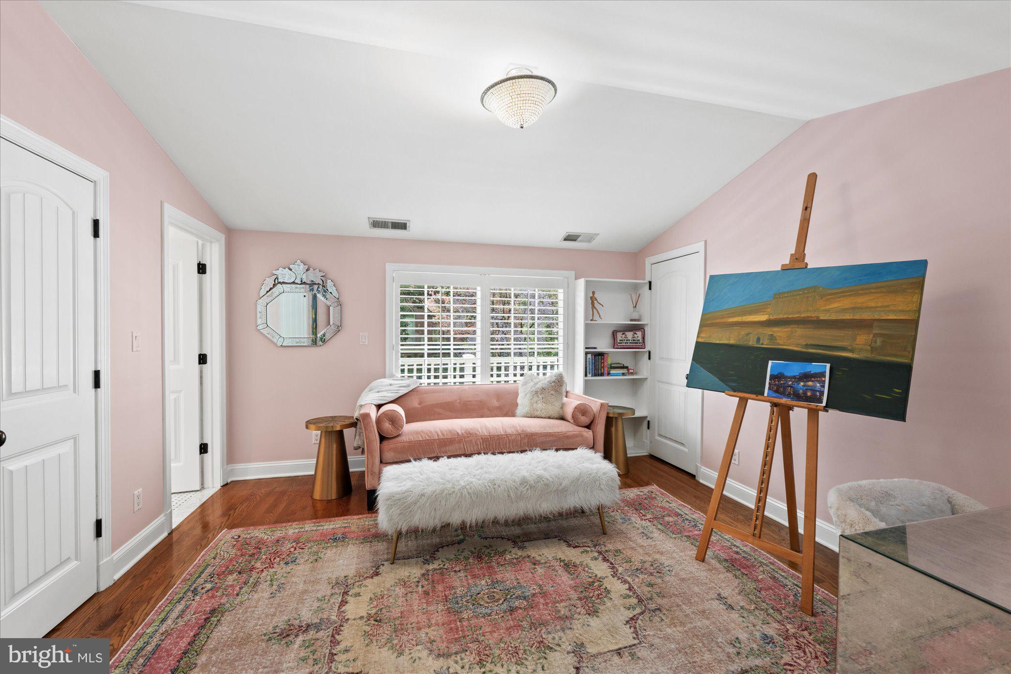 CHEVY CHASE - Residential