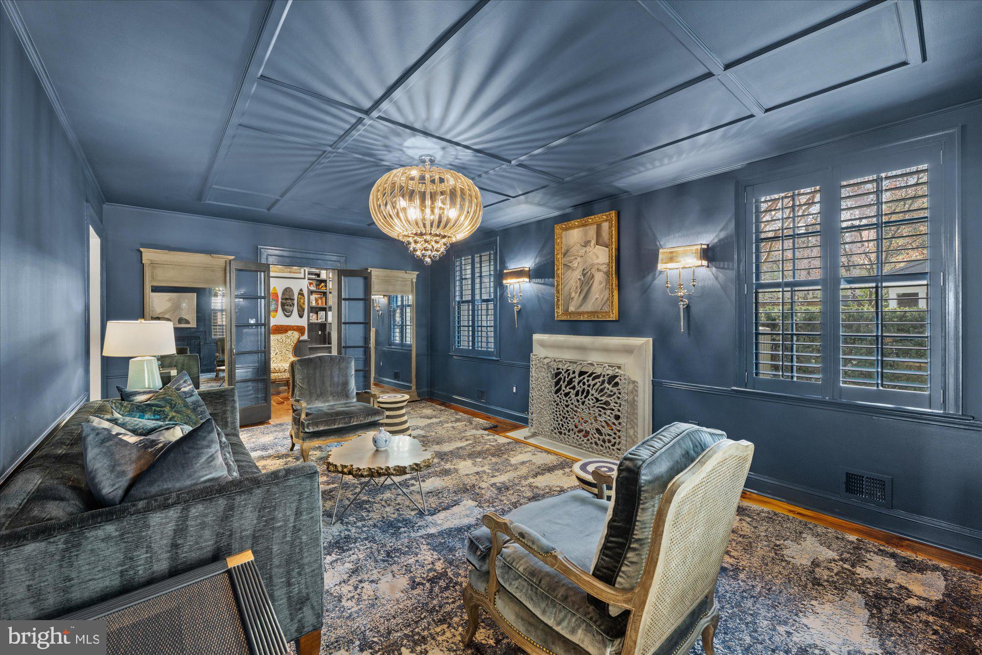 CHEVY CHASE - Residential