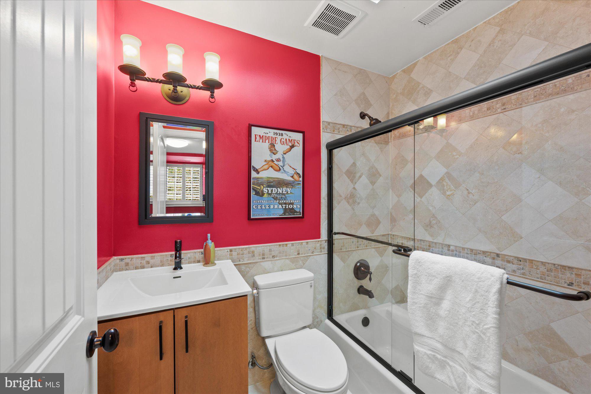 CHEVY CHASE - Residential