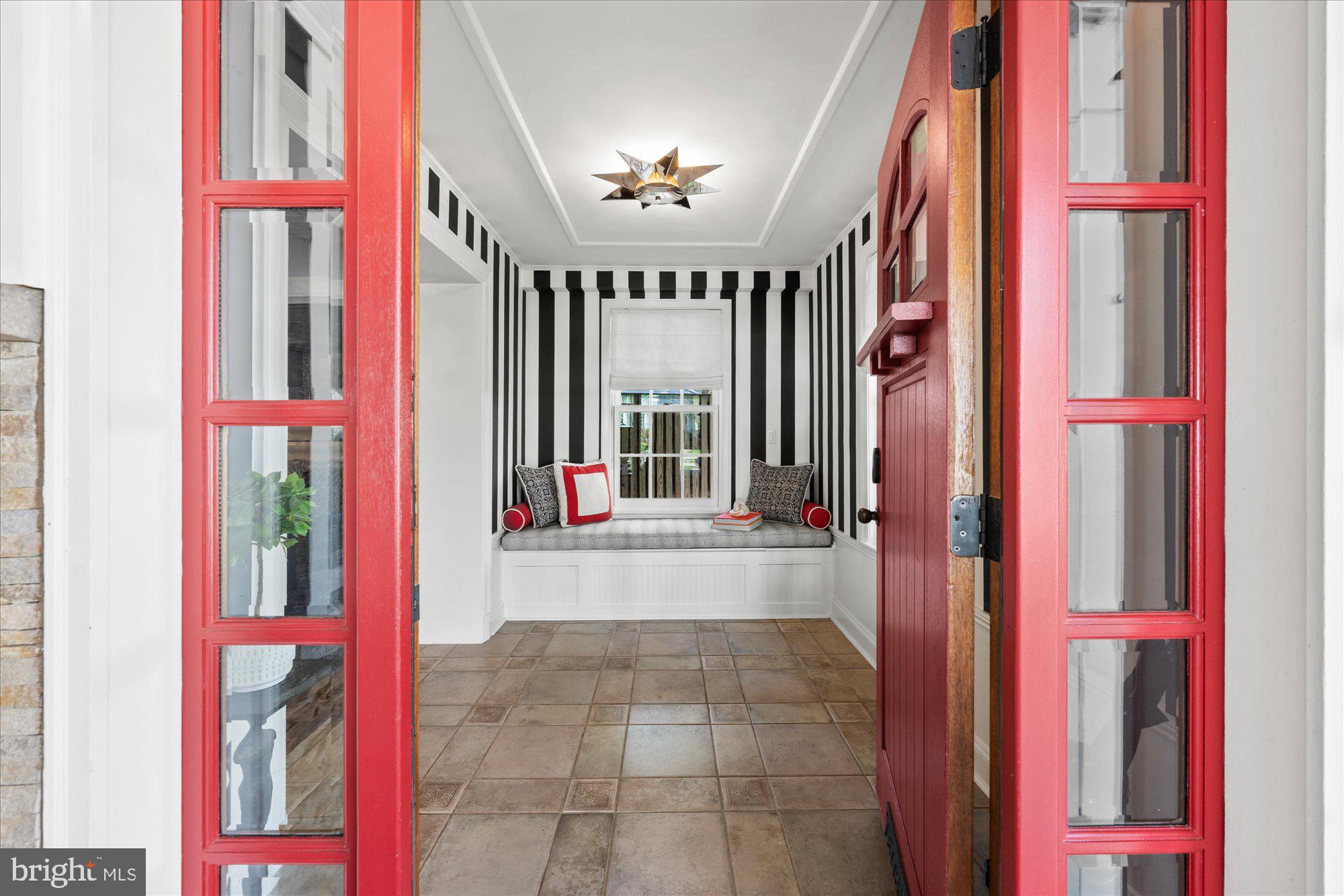 CHEVY CHASE - Residential