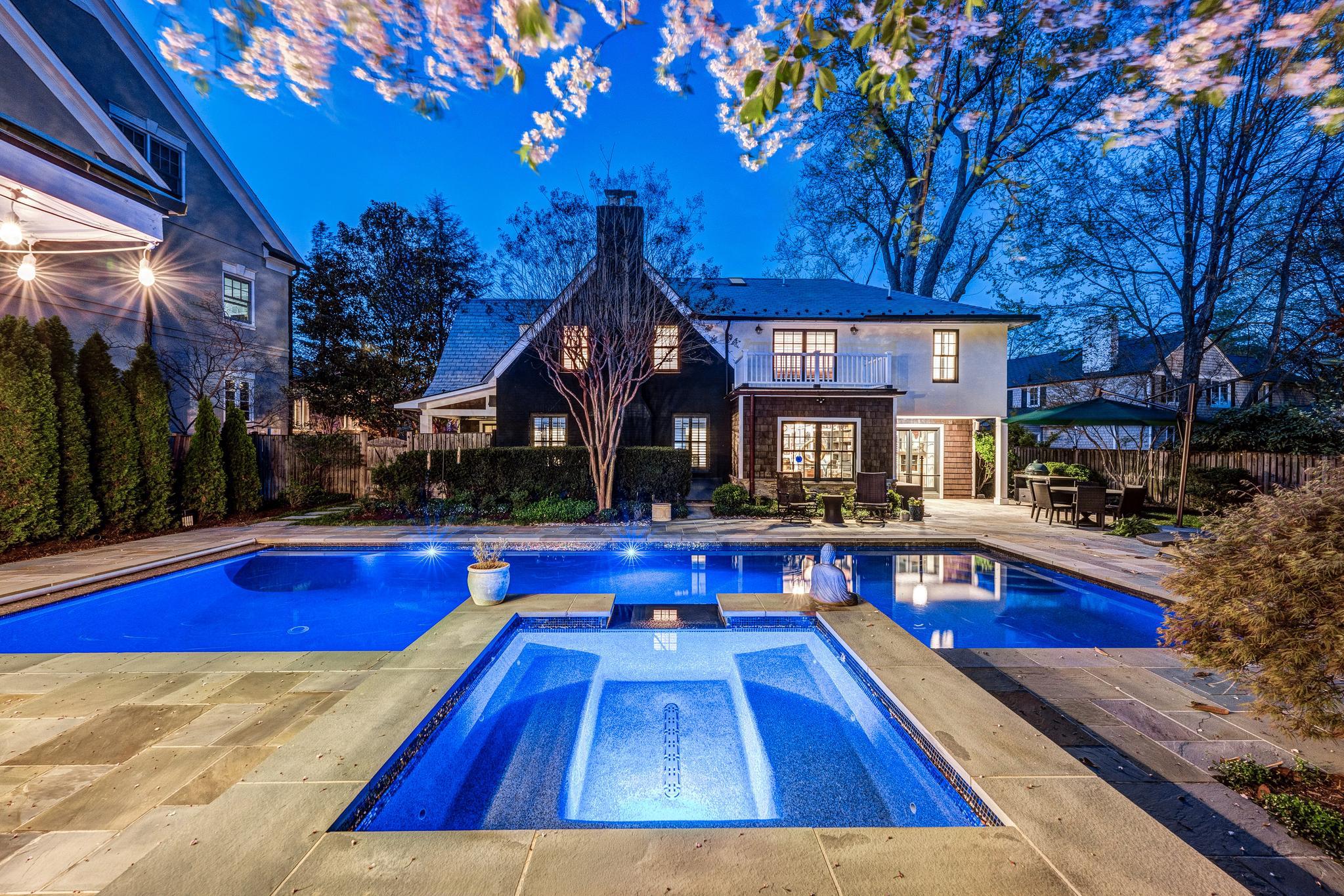 CHEVY CHASE - Residential