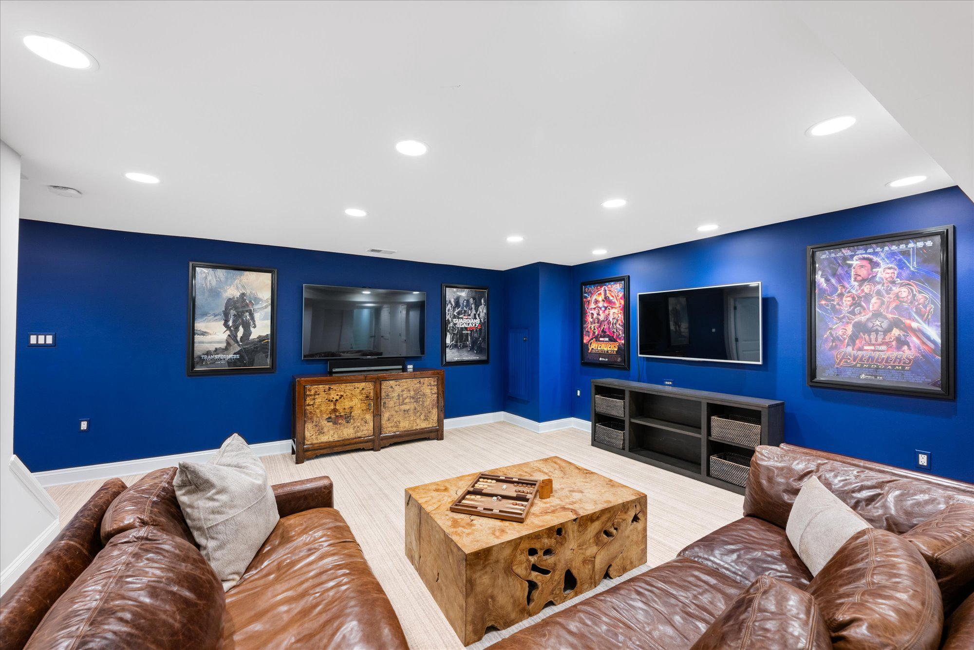 CHEVY CHASE - Residential